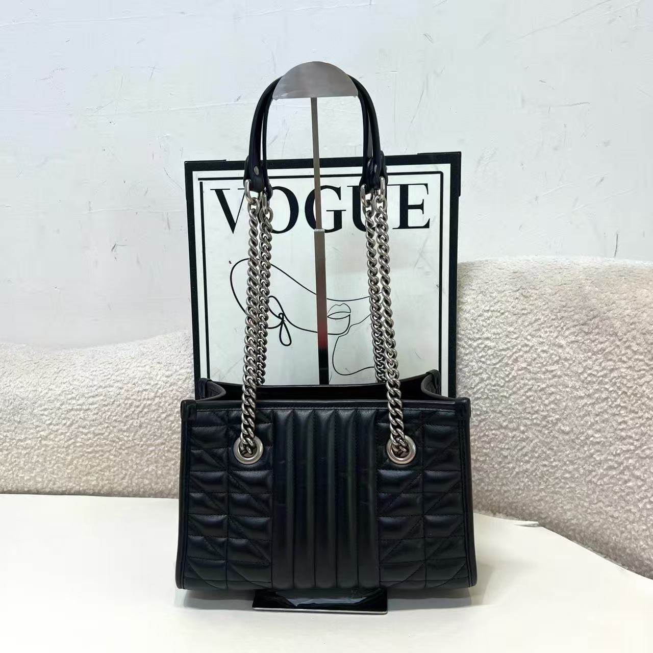 Gucci GG Marmont Black Medium Matelasse Leather Chain Tote Bag