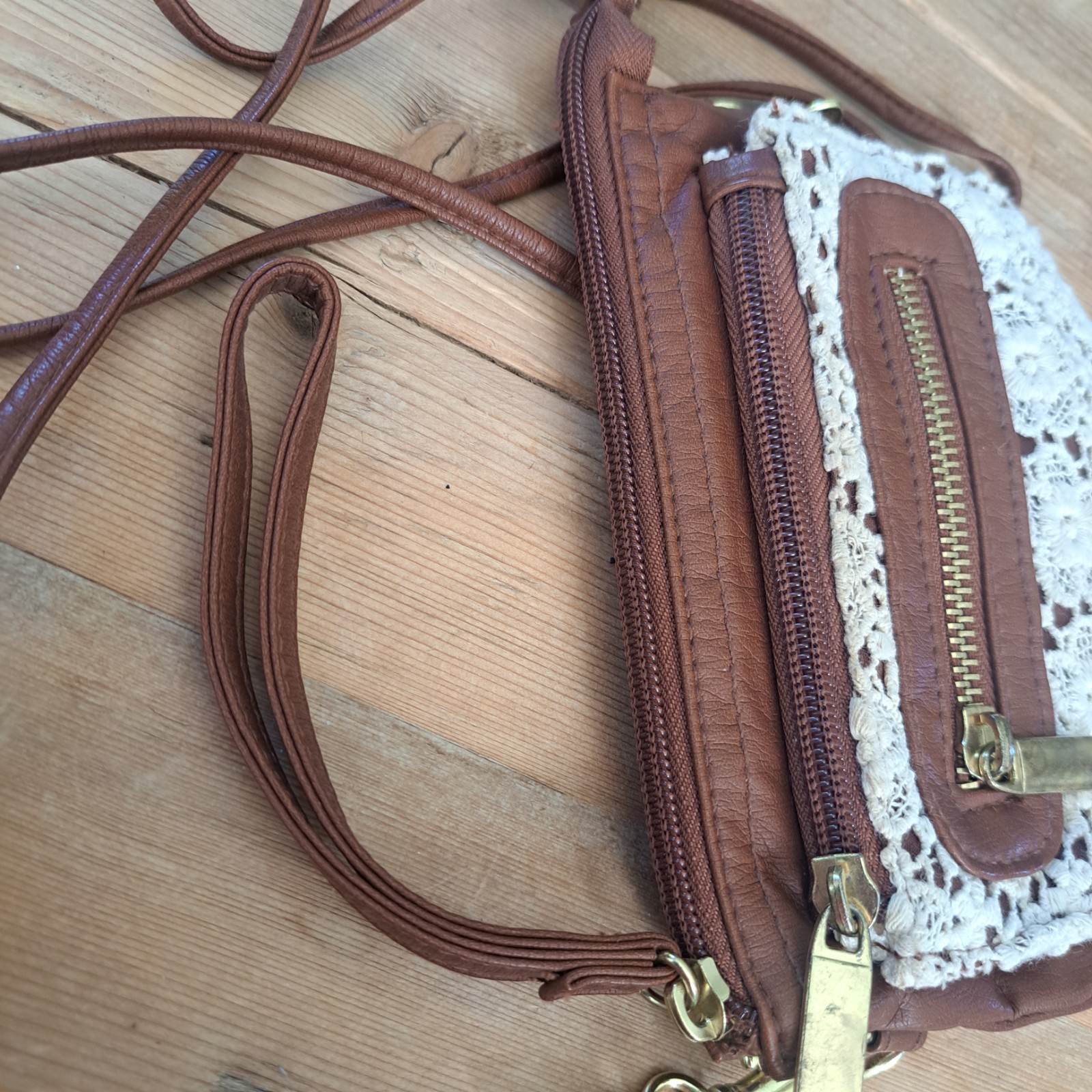 Purse Small Crossbody With Lace and Pockets JC Penny’s Wristlet & 26″ Strap drop