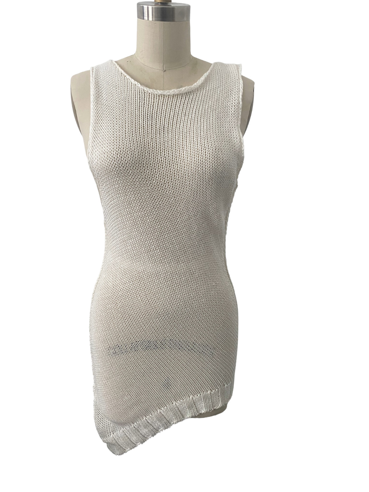 Pier Antonio Gaspari Ecru knit sweater, Made in Italy, with an asymmetric cut