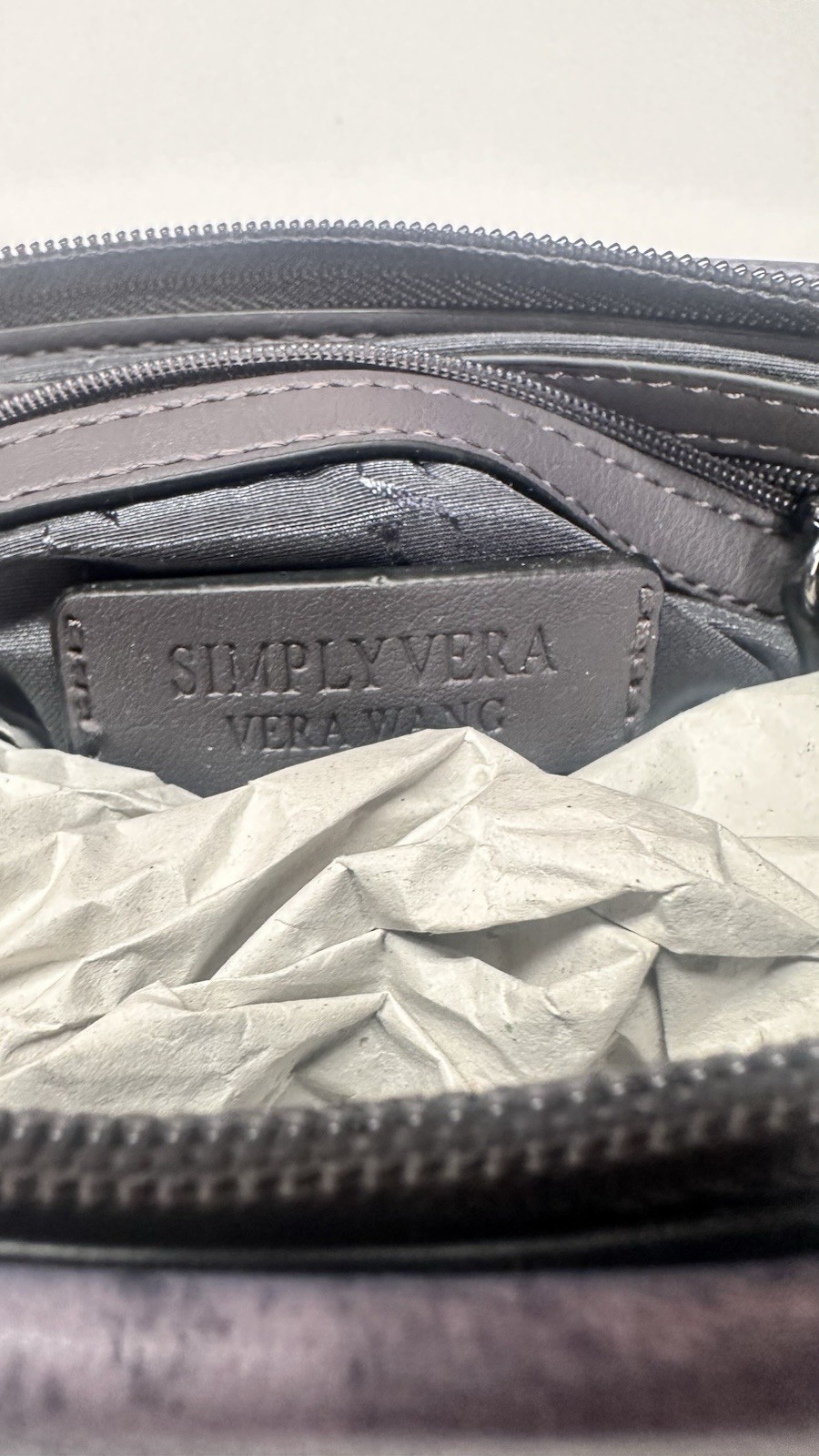 Simply Vera Wang Sintra Crossbody Bag Handbag Purse – Gray Ombre – New