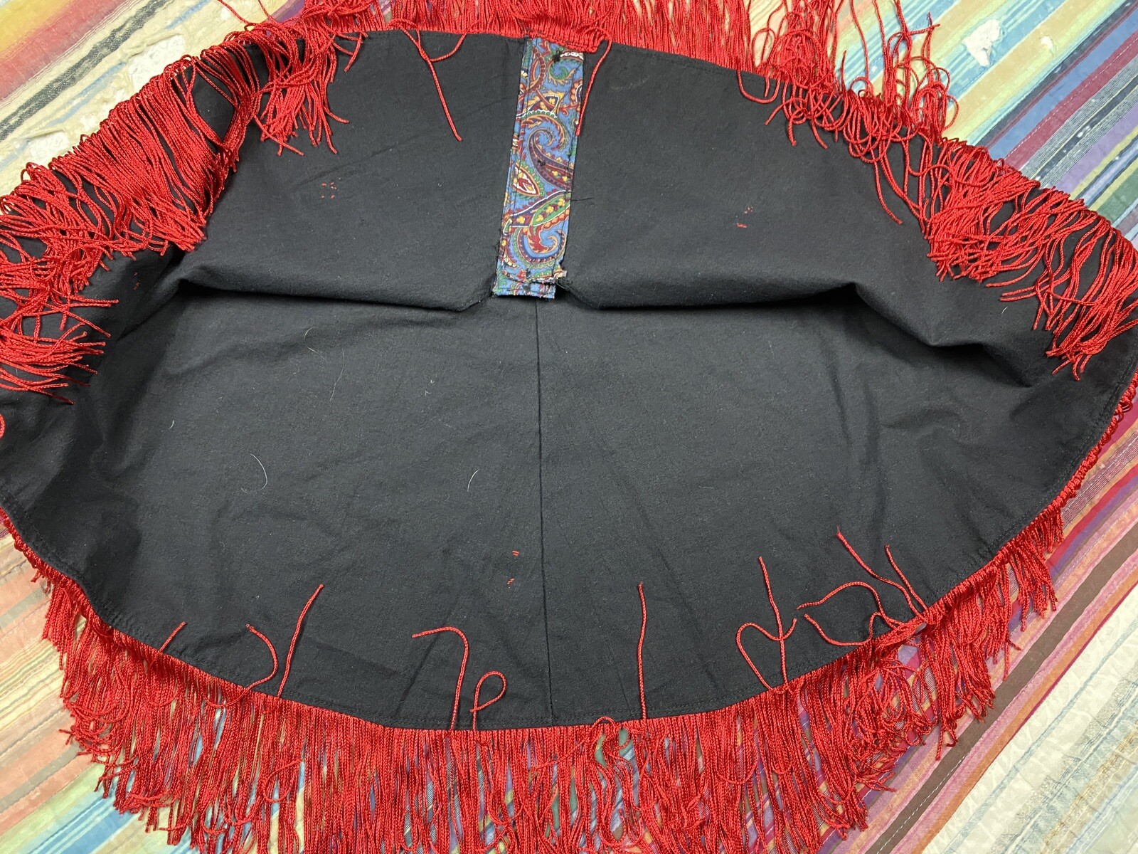 Fringe Western Style Shawl Shoulder Wrap Red Paisley Button Front