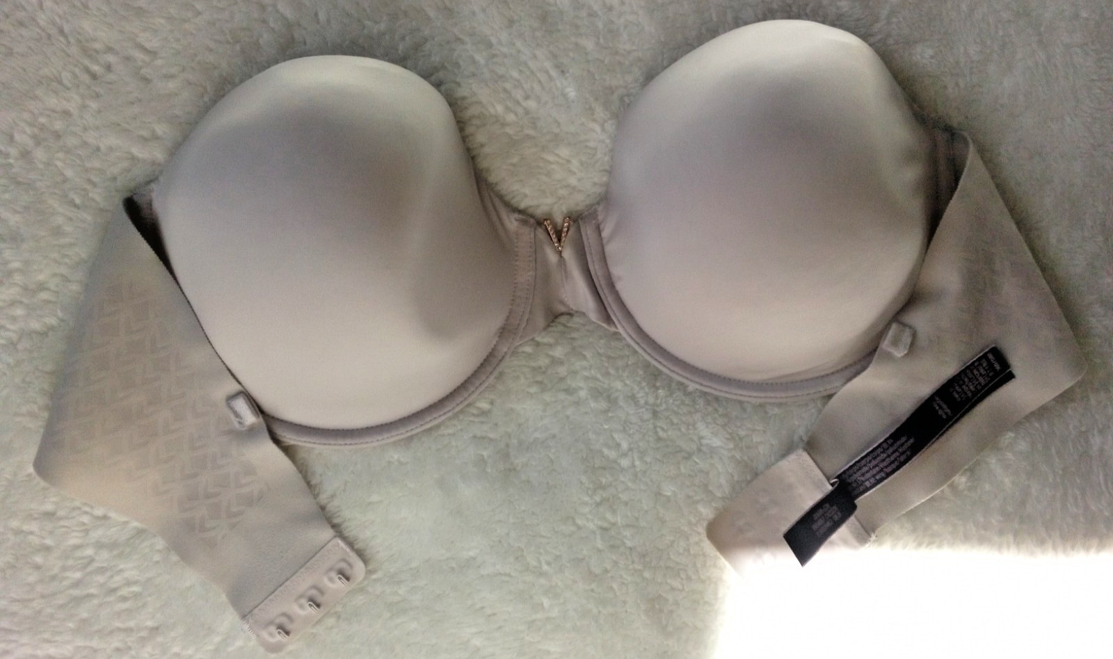 Victoria’s Secret Multi-Way Bra Beige/ Nude Underwire, Missing Removable Straps