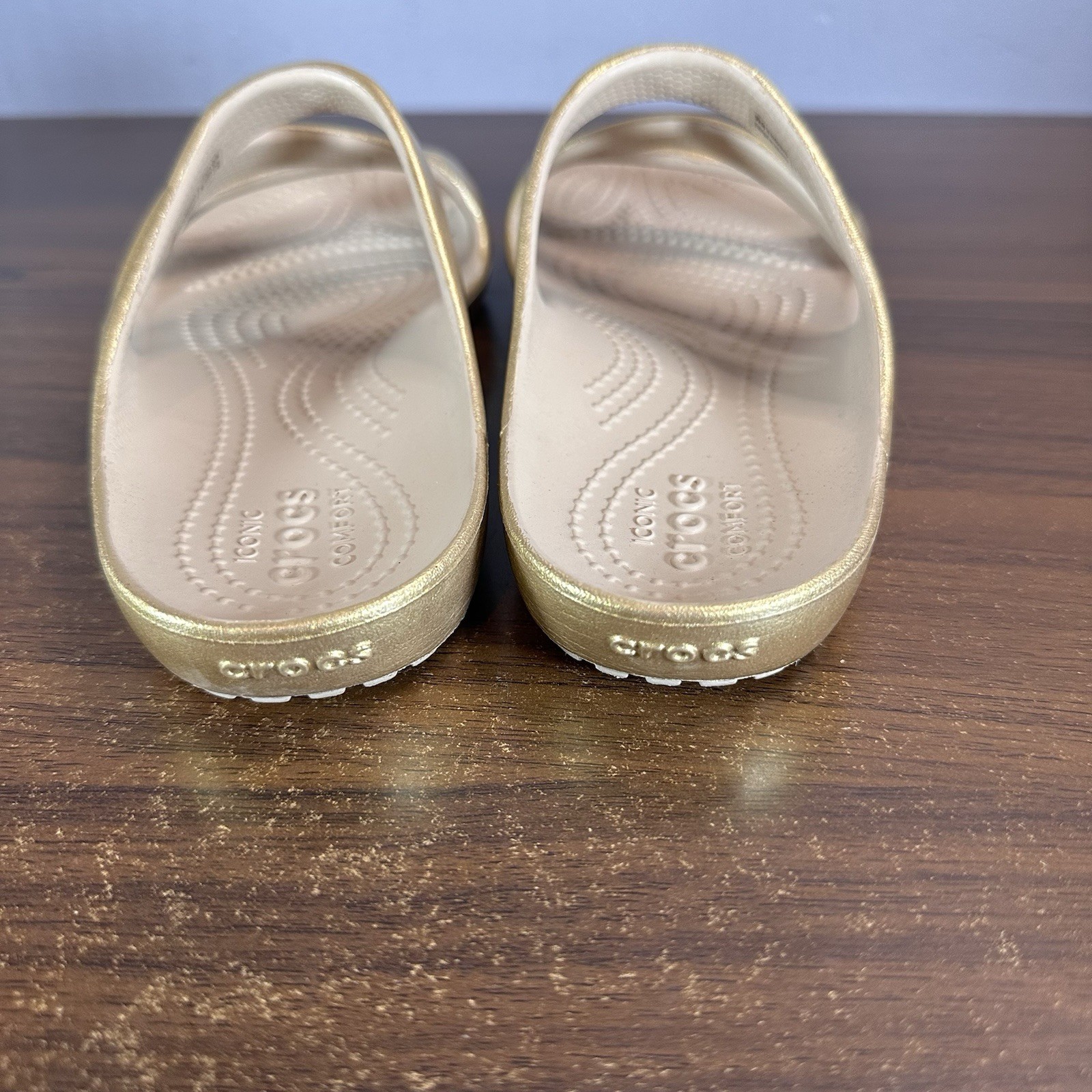 Crocs Sandals Womens 6 Kadee II Slide Metallic Gold Casual 210147