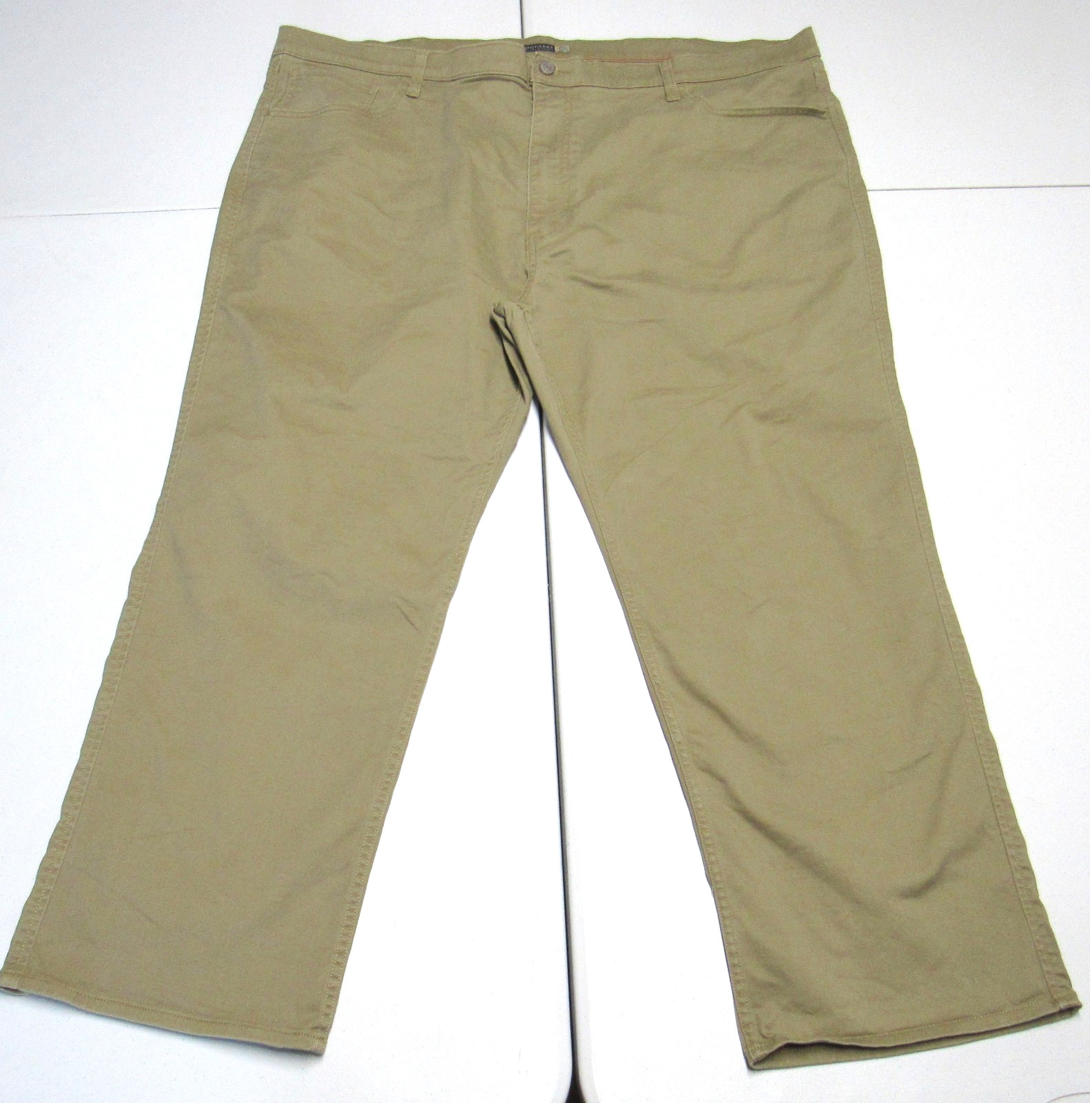 Docker’s Straight Fit Stretch Khaki Tan Pants Men’s Size 48×30 : Measures 48×28
