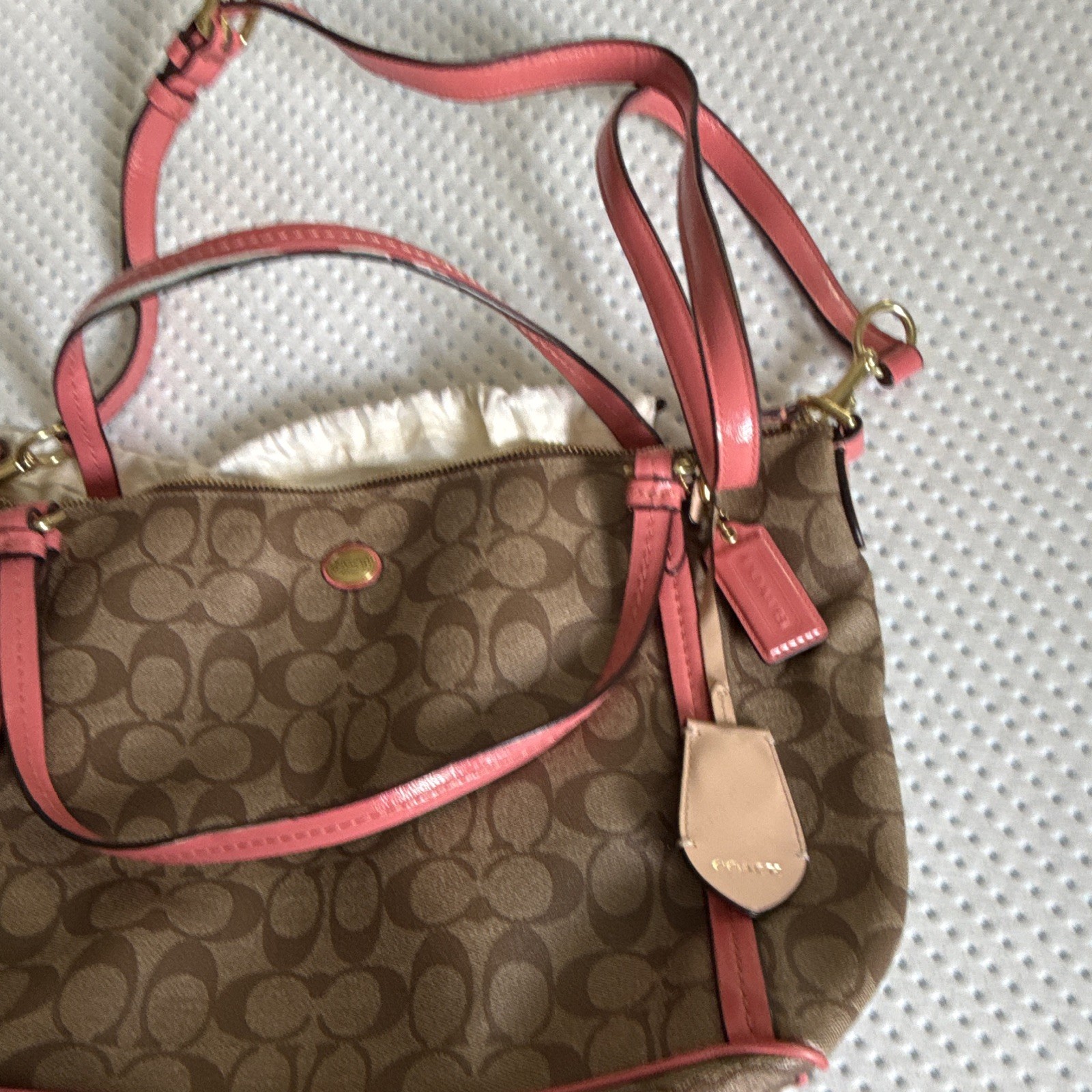 Coach Signature Brown & Pink Shoulder Bag Zip w/ Detachable Strap, Dust Bag
