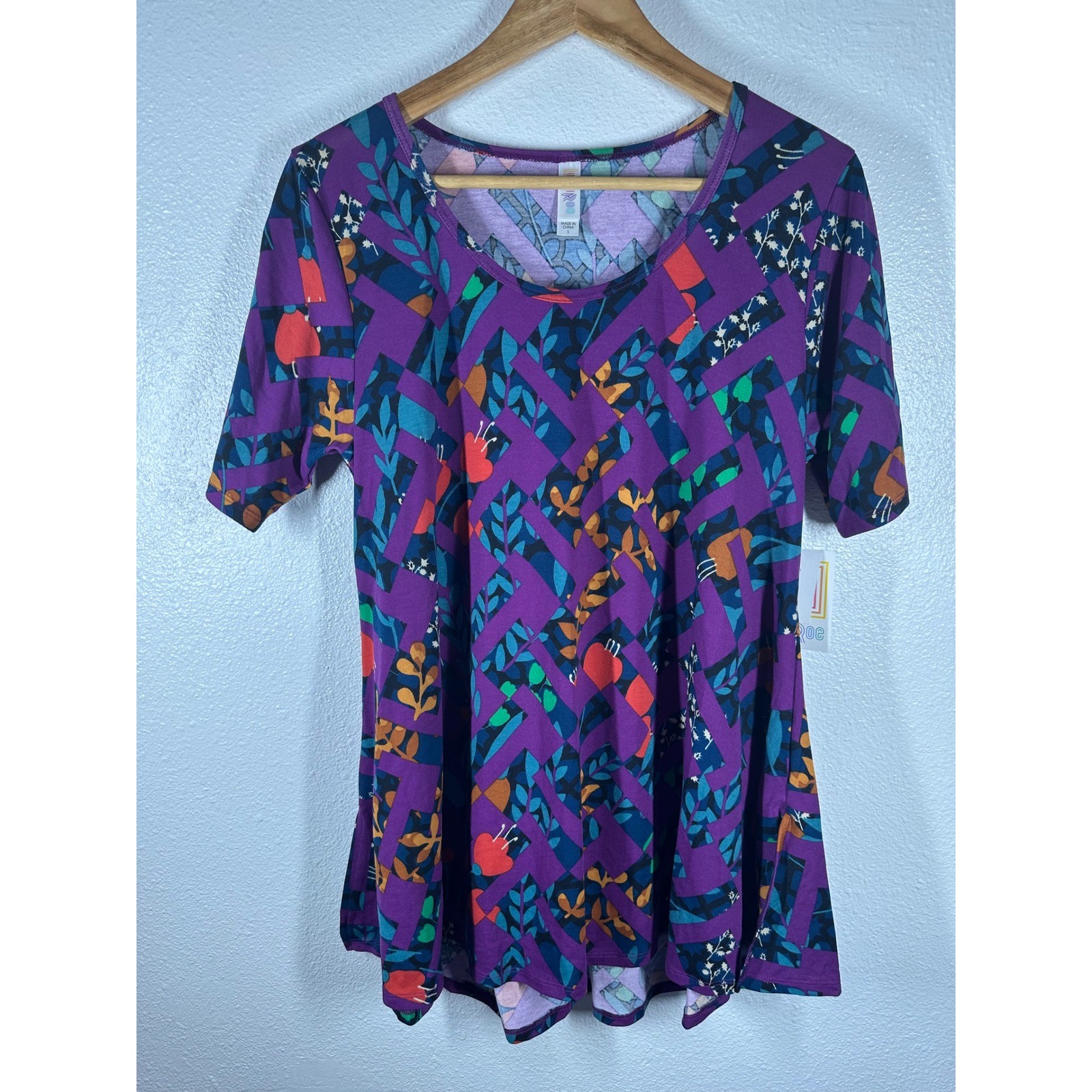LuLaRoe Top Womens S Purple Perfect T Floral Geometric Short Sleeve Tunic NEW