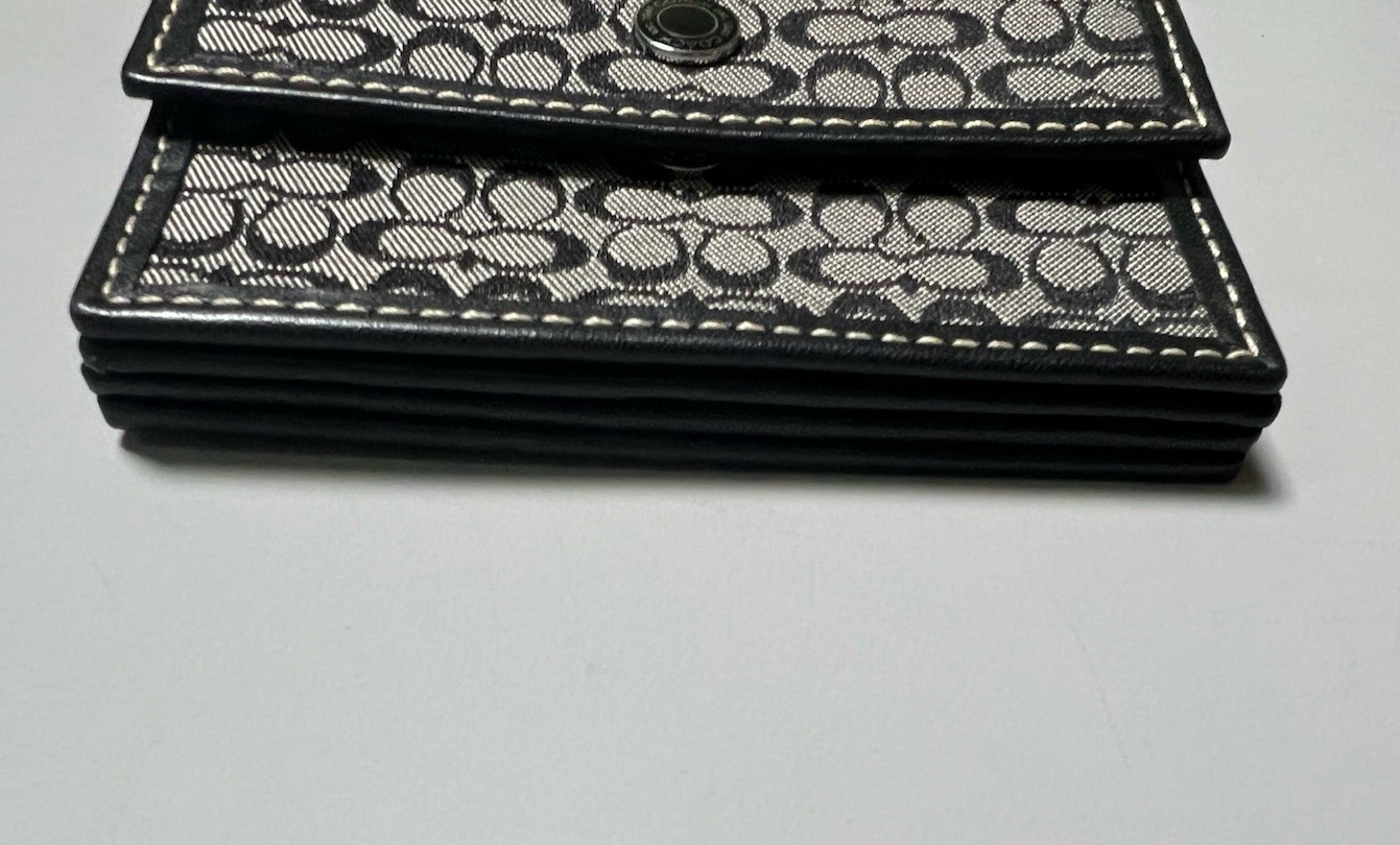 Coach Black & Gray Logo Pattern Snap Wallet Credit Card Holder Accordion Style
