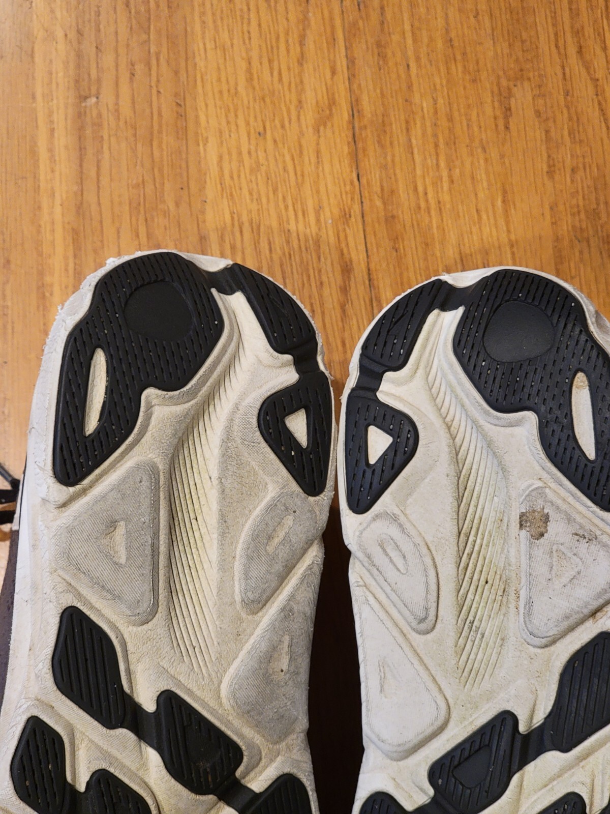 Hoka One One Mens Clifton 9 1127895 Black White Running Shoes Sz 12.5 No Insoles