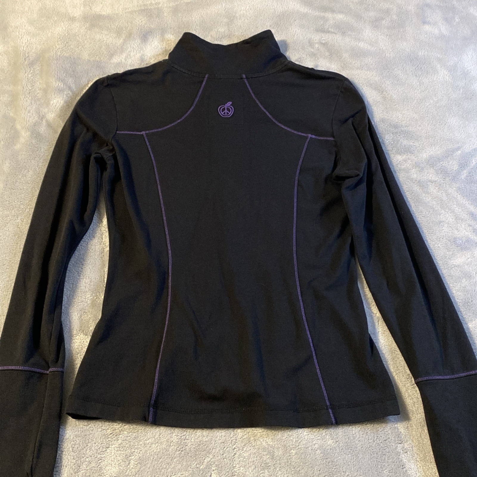 Green Apple Active long-sleeve Bamboo Full Zip Women’s Size Medium Black Jacket