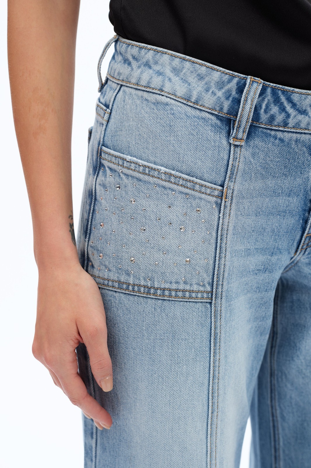 Bayeas Nordstrom mid-rise flare sparkle embellished jeans 26