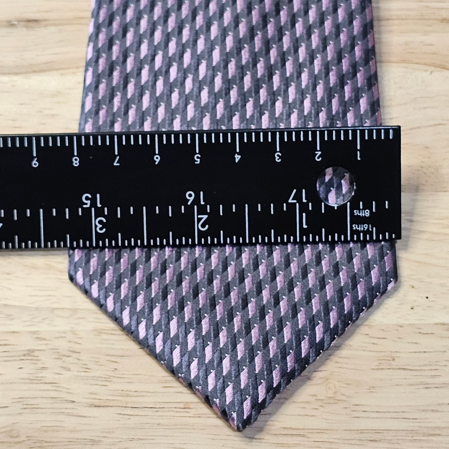 Michael Kors Men’s Purple Classic 57-60″ Silk Patterned Tie