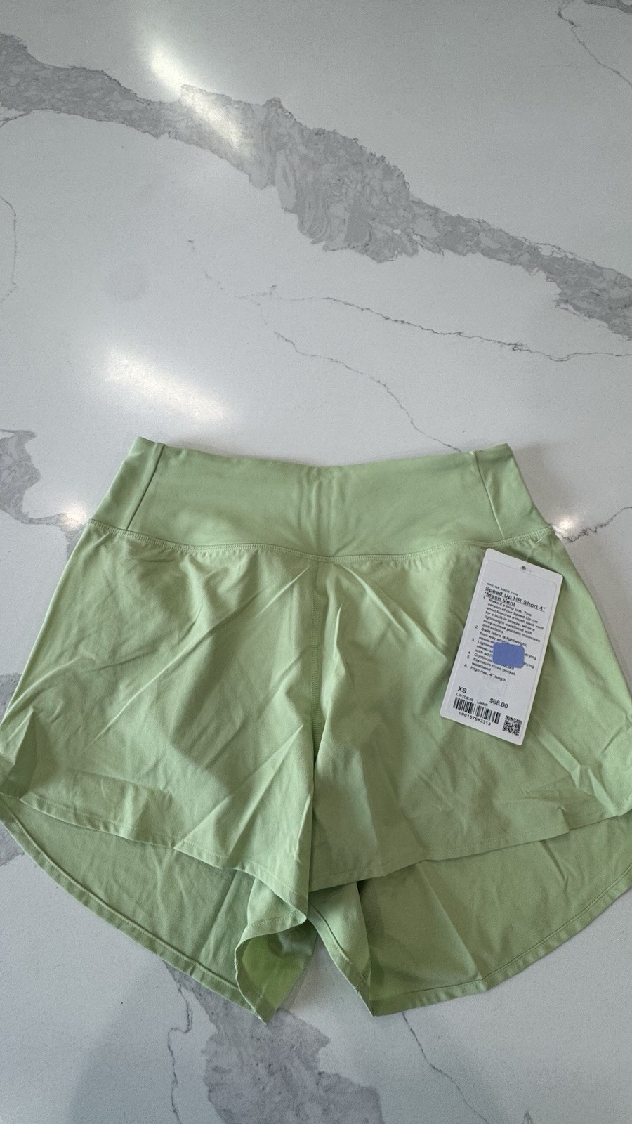 Lululemon Speed Up hR 4” Mesh Vent Size XS Lemongrass