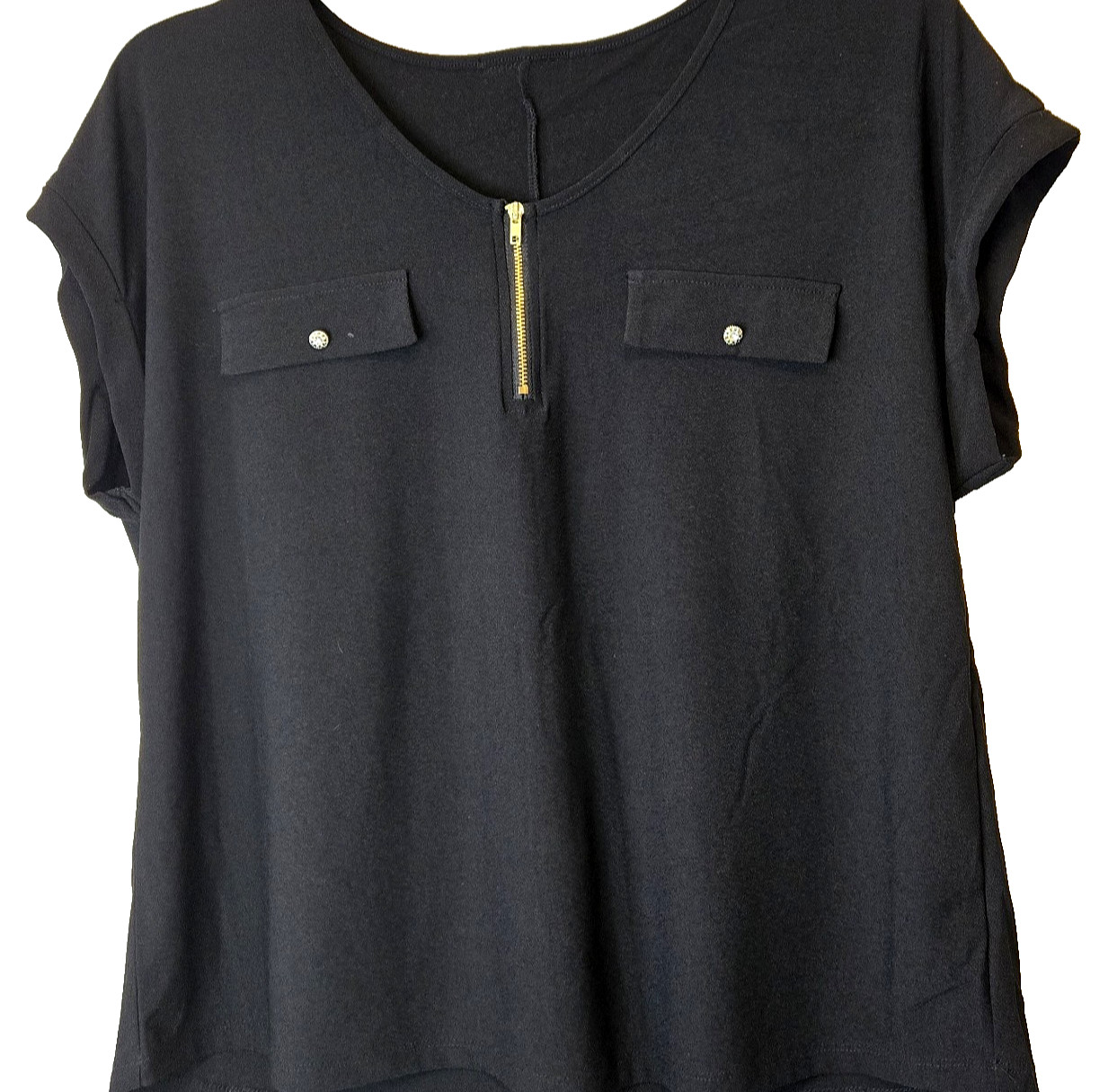 Women’s Top Black SS Blouse 1/4 Zip Top Sz L/XL Faux Pockets w Bedazzled Buttons
