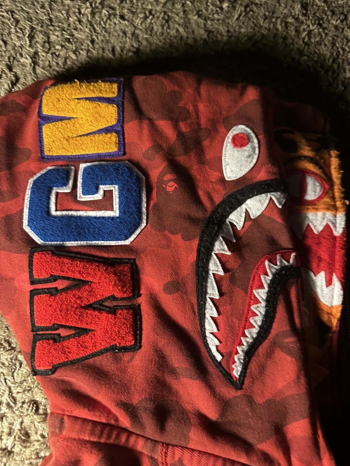 A Bathing Ape BAPE Red Camo Full Zip Hoodie Tigger Embroidered Logo M