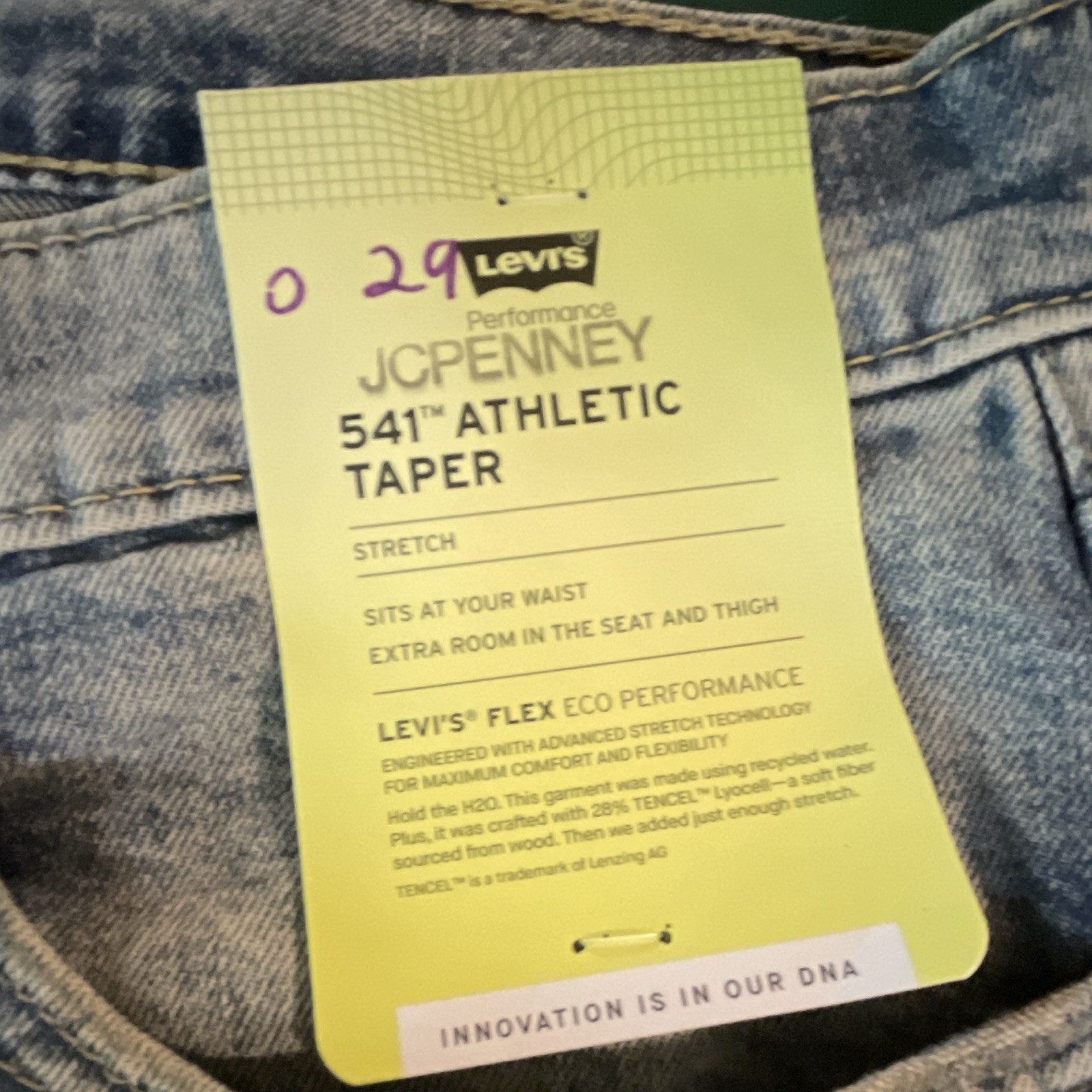 Levi’s 541 Athletic Taper Jeans Blue Light Wash Stretch 5-Pocket Zip Fly