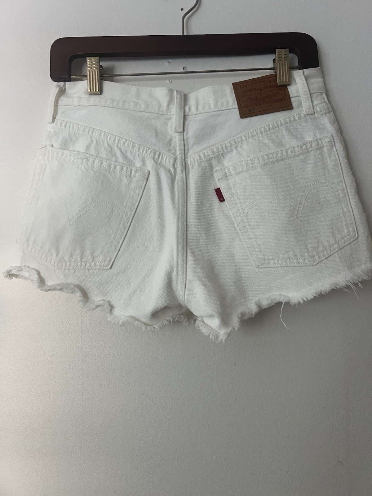 Levi’s Premium 501 Women’s White Denim Cut Off Shorts Mid Rise 5-Pocket Size 27