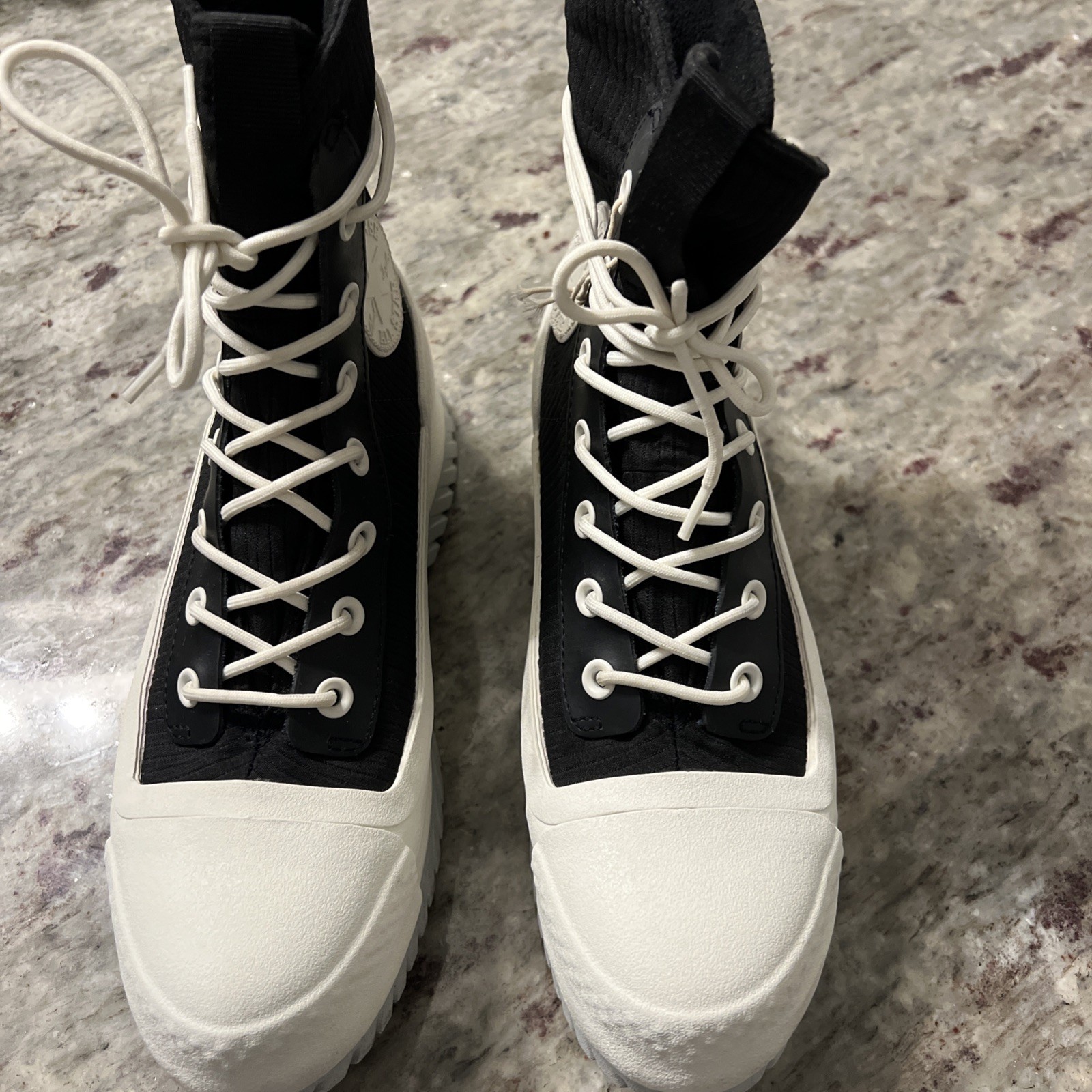 Converse Chuck Taylor All Star Lugged 2.0 CC X-Hi Boot CTAS A04667C Womens 9