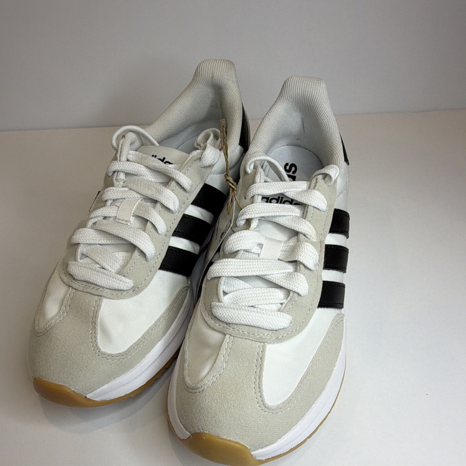 adidas Run 70s 2.0 J Low Top Lace-Up White/Black/Gray/Tan Kids 5 JI2266