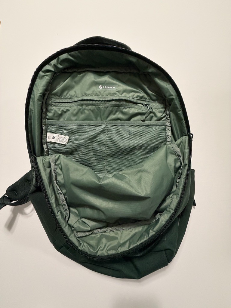 Lululemon Backpack Dark Forest Green 20″ Adjustable Straps Laptop Bag Everyday