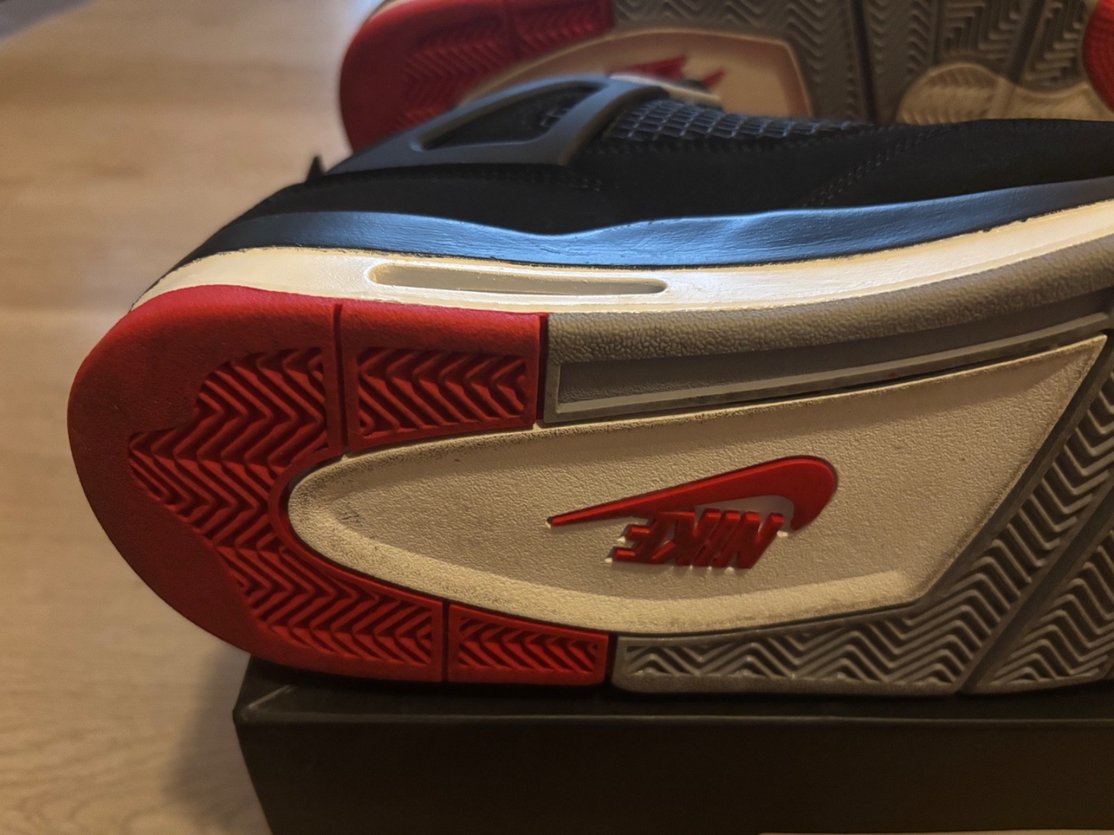 Size 11 – Jordan 4 Retro OG Mid Bred 2019