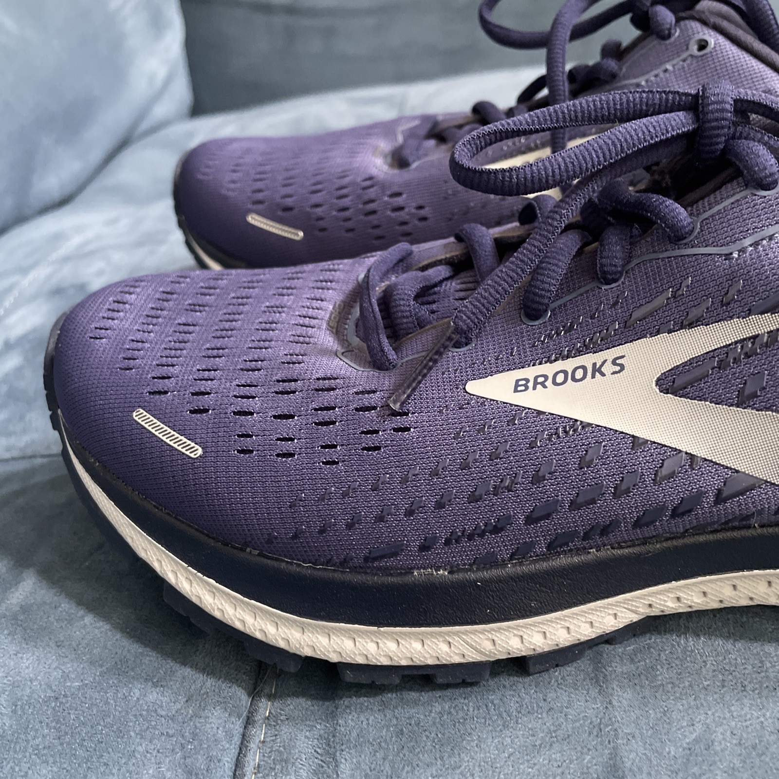 Brooks Ghost 13 M 7.5 / W 9 Running Shoe Blue Gray Cushion Neutral 110348 1D 467