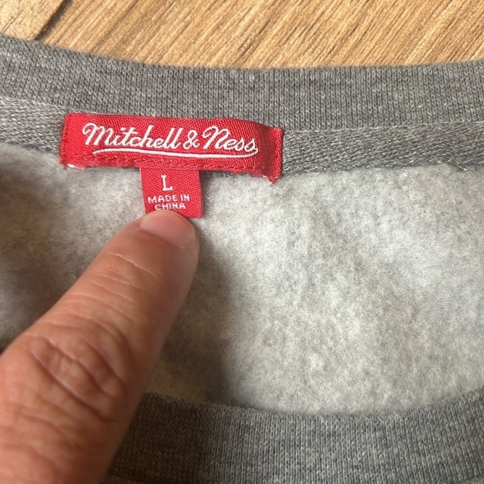 Mitchell & Ness NBA Hardwood Classics Houston Rockets Sweatshirt Gray Size L