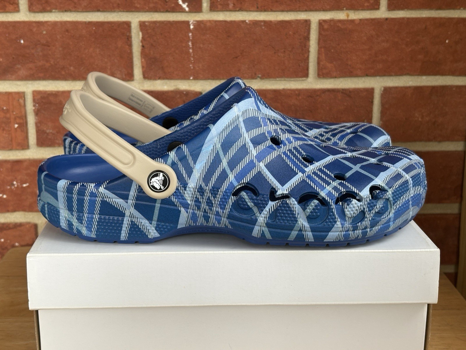New Crocs Baya Holiday Plaid Clog Blue White Size 12 Mens Shoes Slides NWT