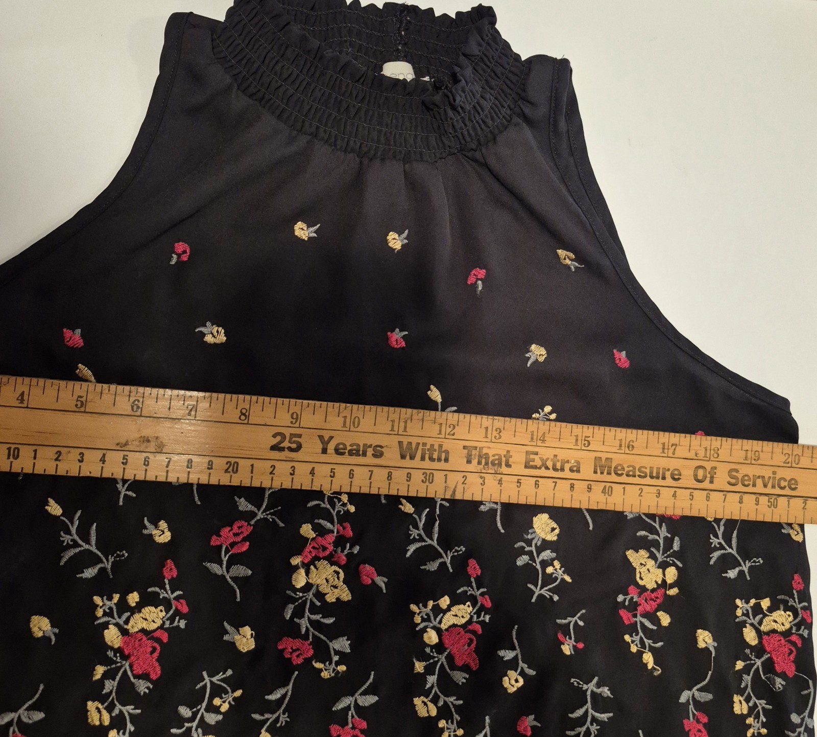 Chenault Black Embroidered Floral Mock Neck Sleeveless Blouse Top Size S