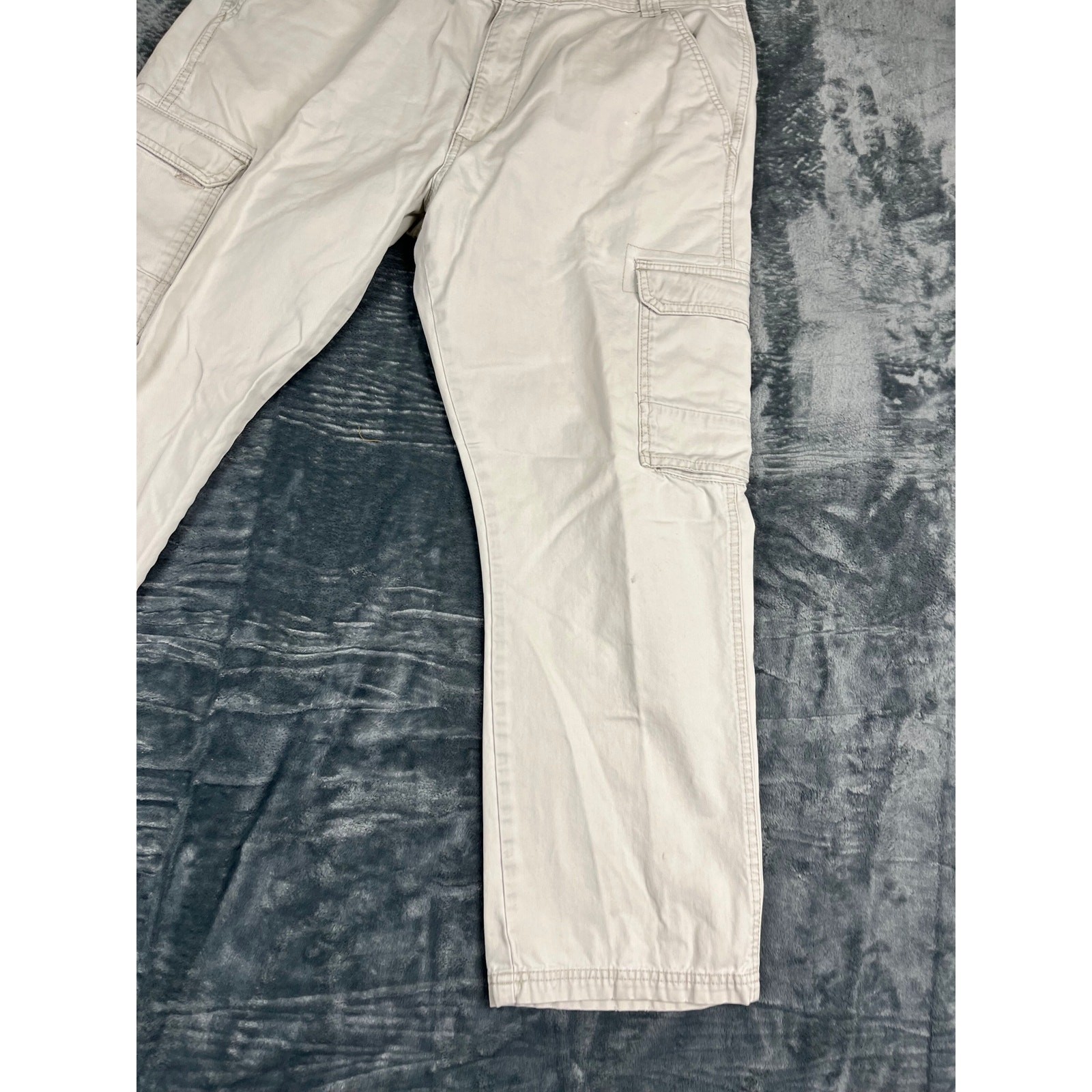 Men’s Genuine Wrangler Cargo Pants Size 38×29 100% Cotton GOOD – See Photos