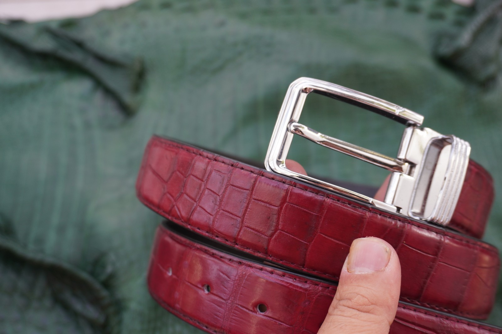 W 1.3 inch- Burgundy Genuine CROCODILE Belly LEATHER Skin Men’s Belt #F28