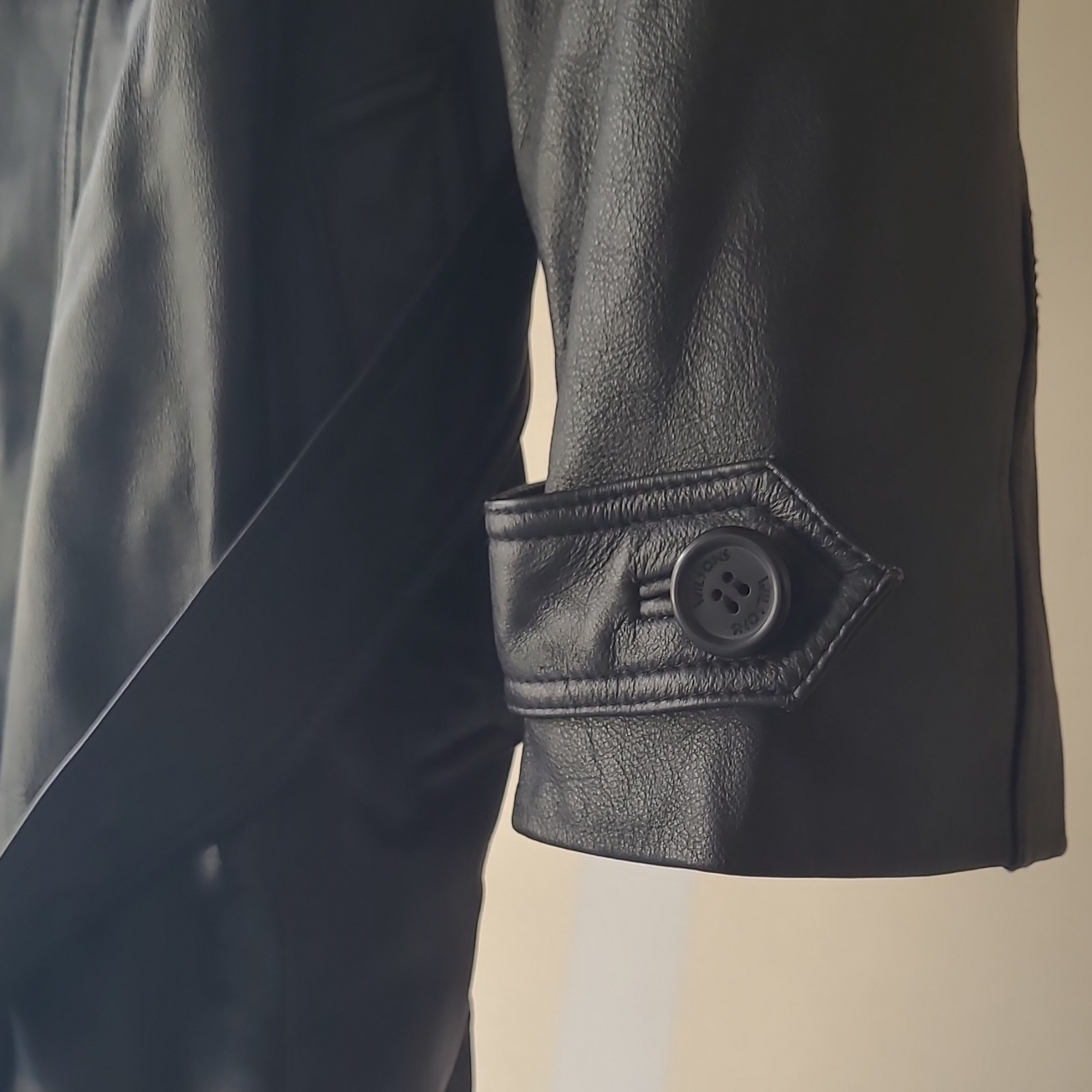 Wilsons Leather Black Belted Double-Breasted Trench Coat Men’s Size XL