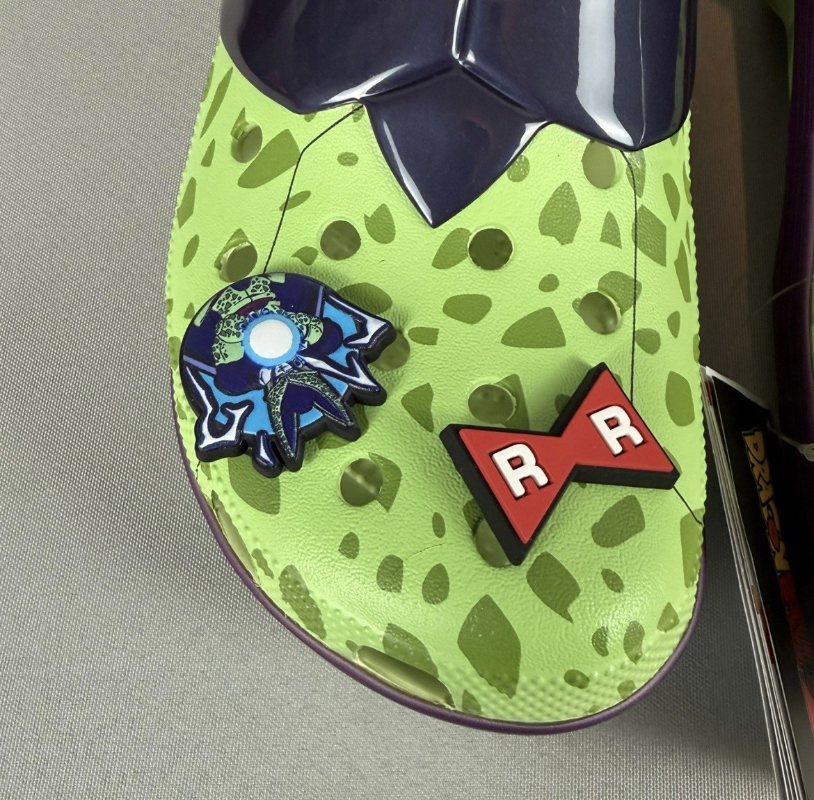 Crocs Cell Dragon Ball Z Classic Clog Mens 10 Green Purple 211205-90H New DBZ