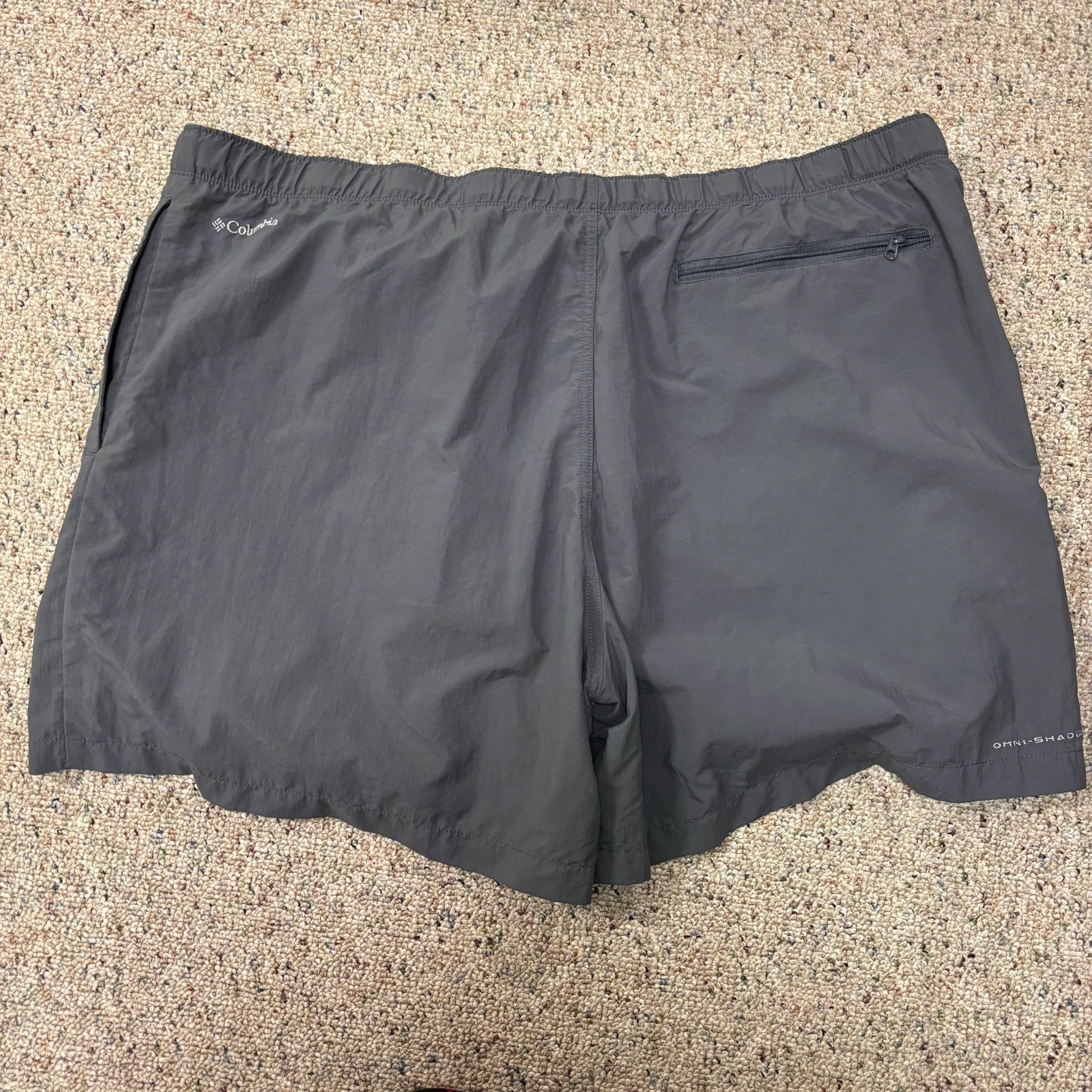 Columbia Omni-Shade Men’s Solid Gray Shorts XXL Lined Elastic Waist