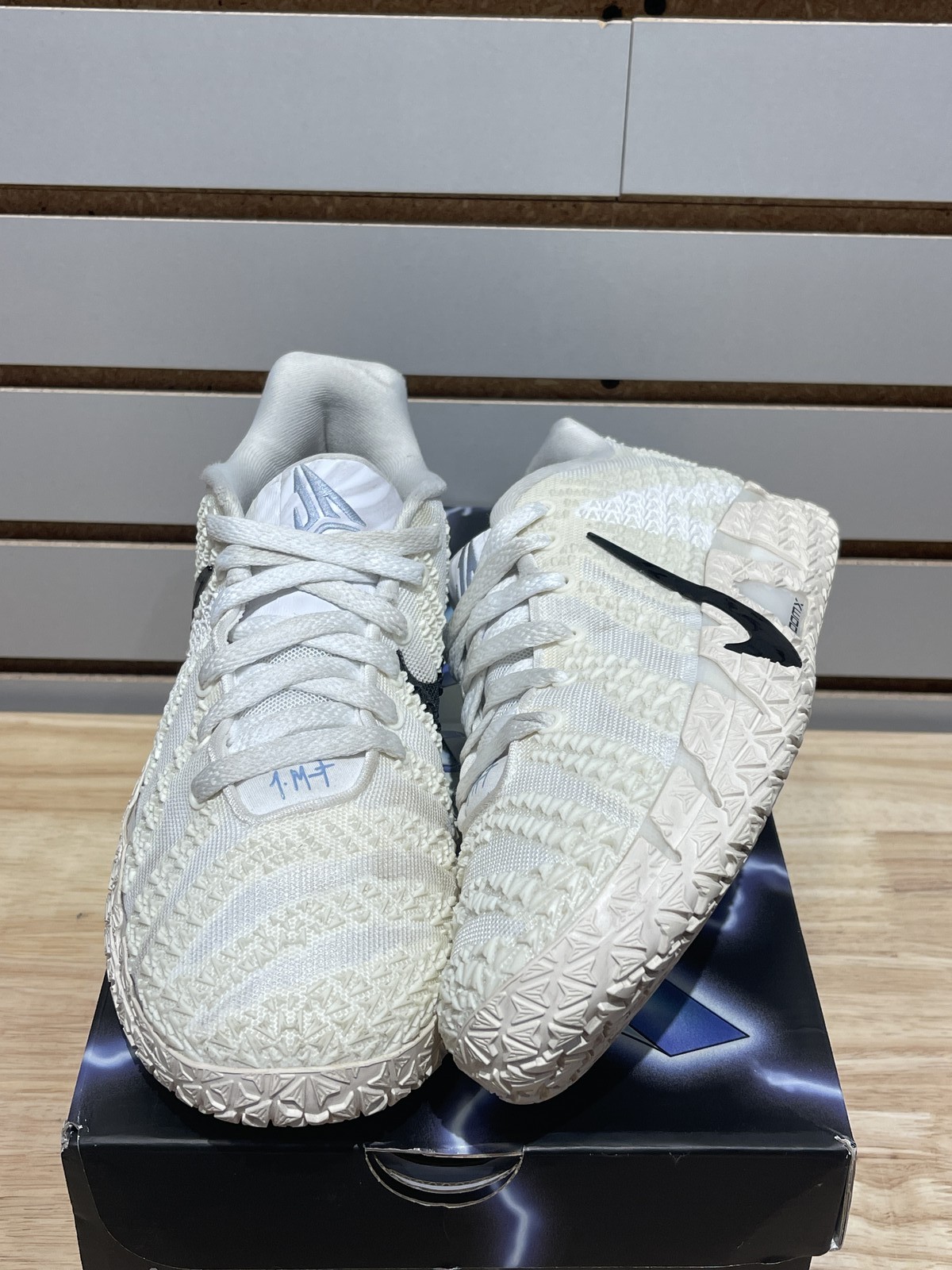 Size 8M/9.5W – Nike Ja 3 Sound Check Sz 8 HF2793-101/HF2794-101 Pre-Owned