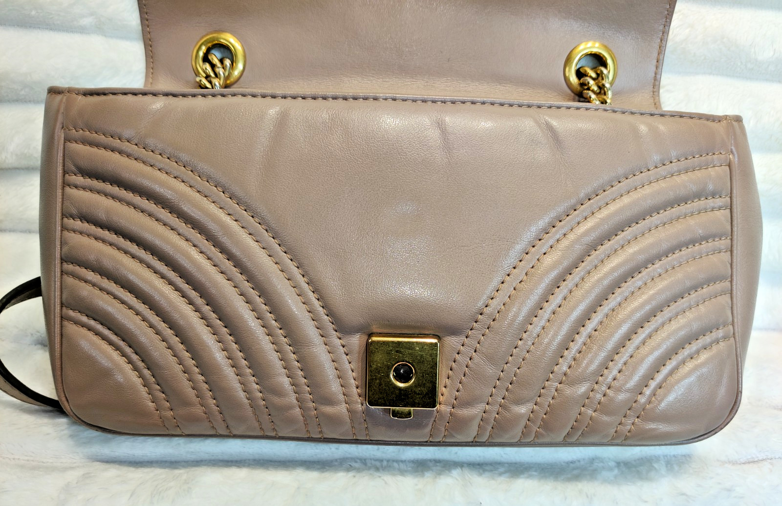 Gucci GG Marmont Shoulder Bag Medium Dusty Pink Leather