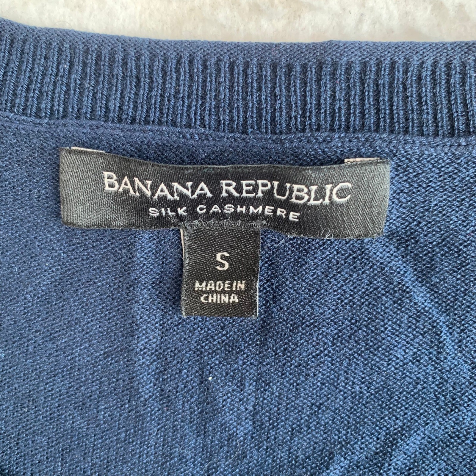 Banana Republic Silk Cashmere Sweater Size S Short Sleeve Navy Blue Crew Neck