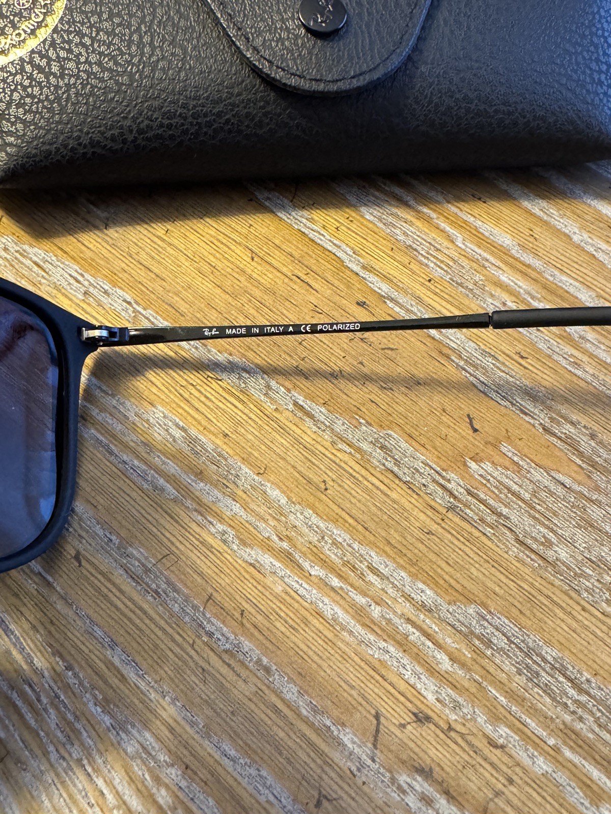 New Ray-Ban RB4186 CHRIS GRADIENT GRAY 54/18MM – MATTE RUBBER BLACK Sunglasses