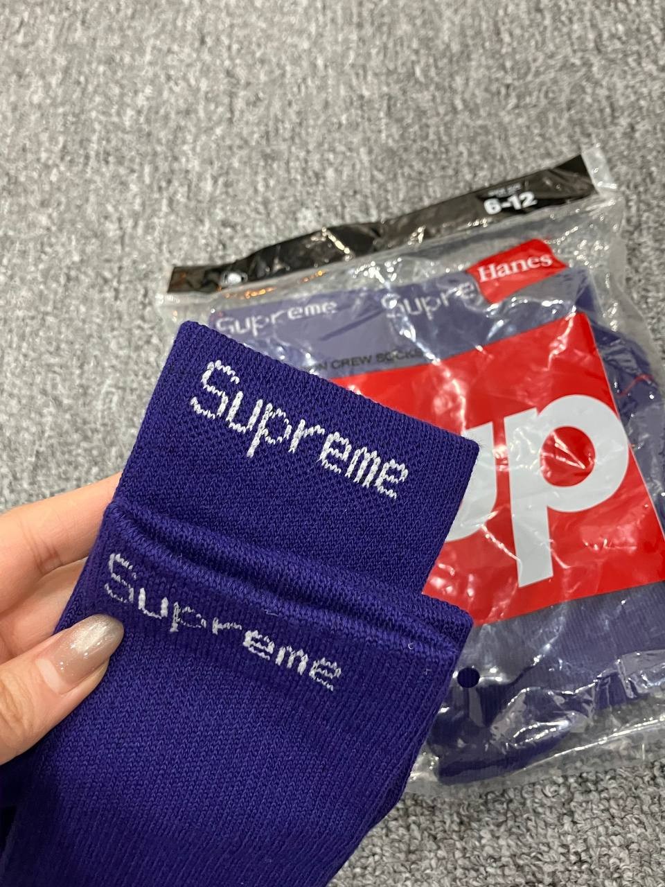 Supreme x Hanes Purple Crew Socks 4-Pack Size 6-12 Hypebeast Fast Ship US
