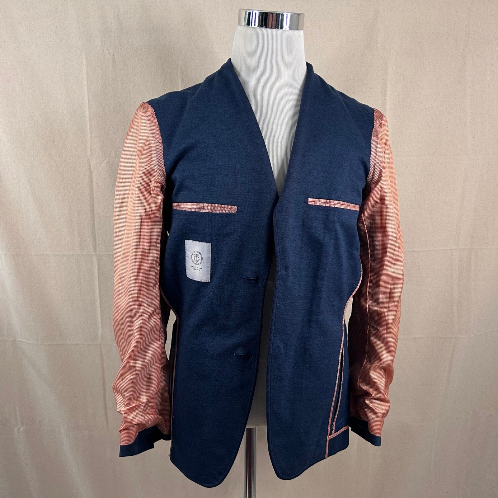 Trunk Club Custom 36R Sport Coat Dark Blue Two Button Vented Trevira Rayon