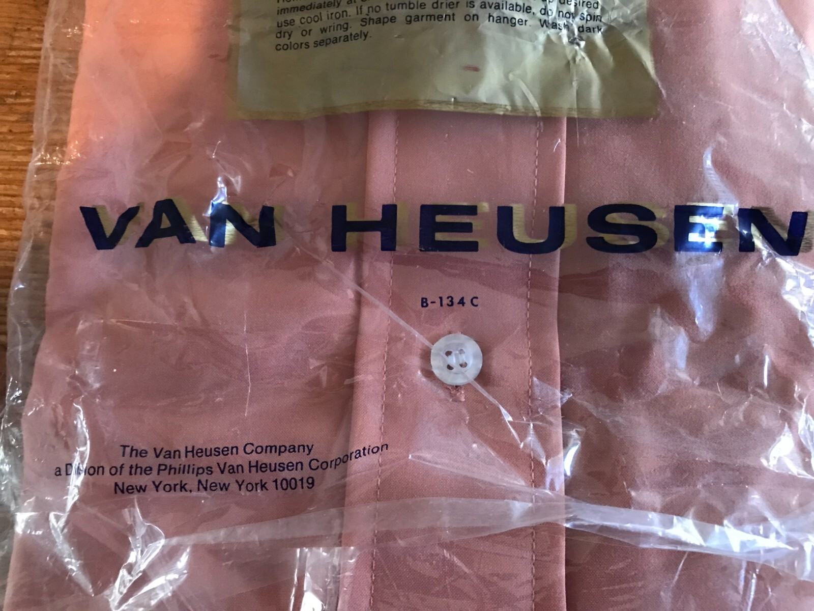 Vintage Deadstock VAN HEUSEN / VAN LUSTRE men’s button down shirt 15 1/2