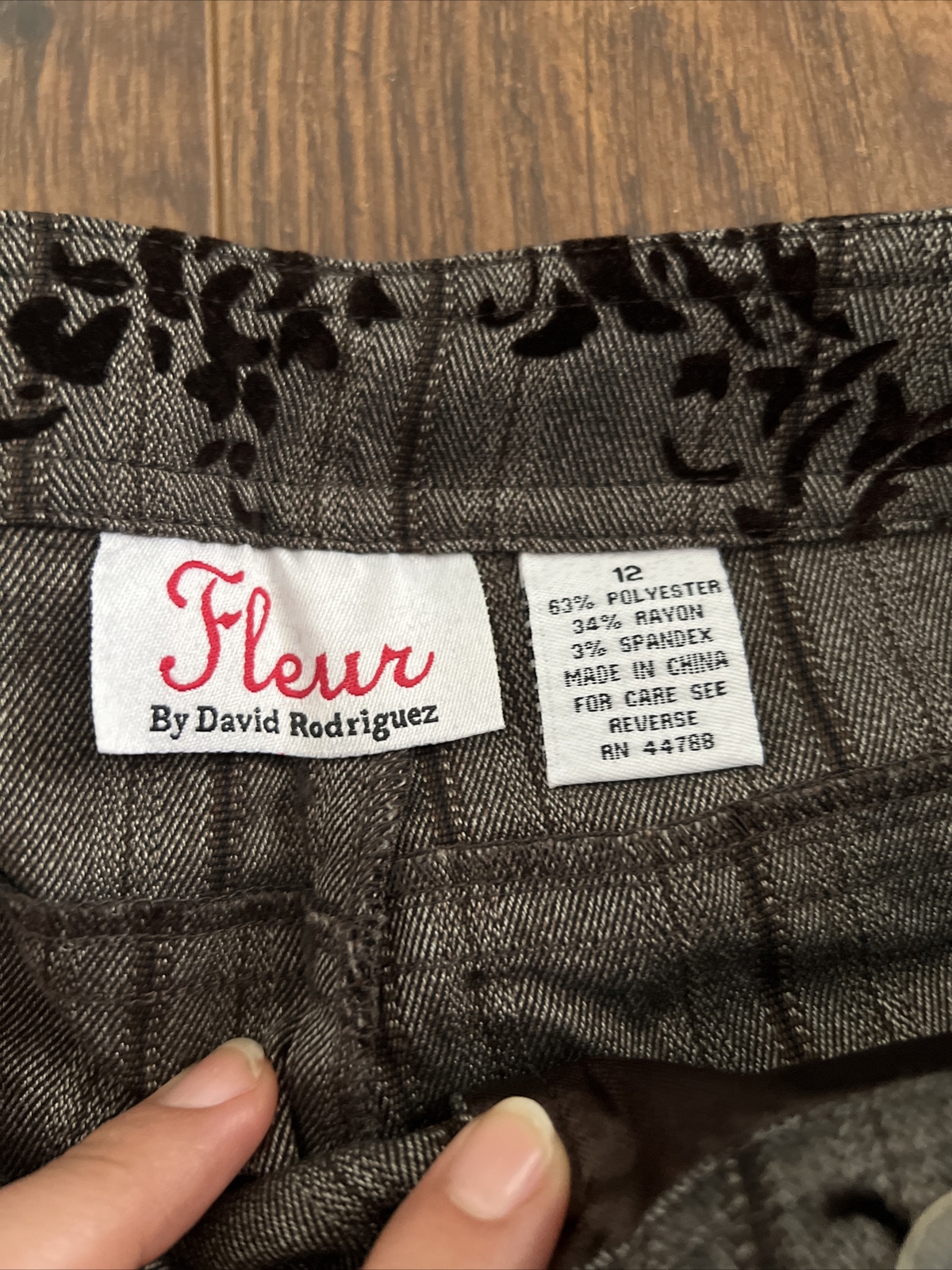 FLEUR BY DAVID RODRIGUEZ/12 For Care See Reverse