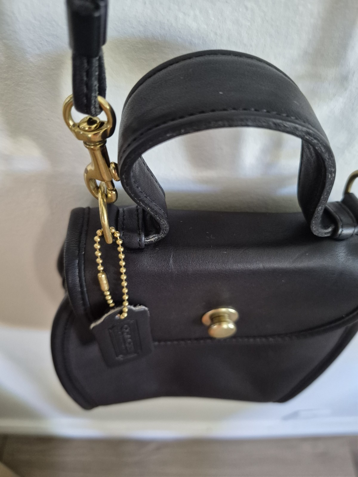 VintageRARE Authenticated Coach DERBY purse Black Turn Lock Crossbody Top Handle