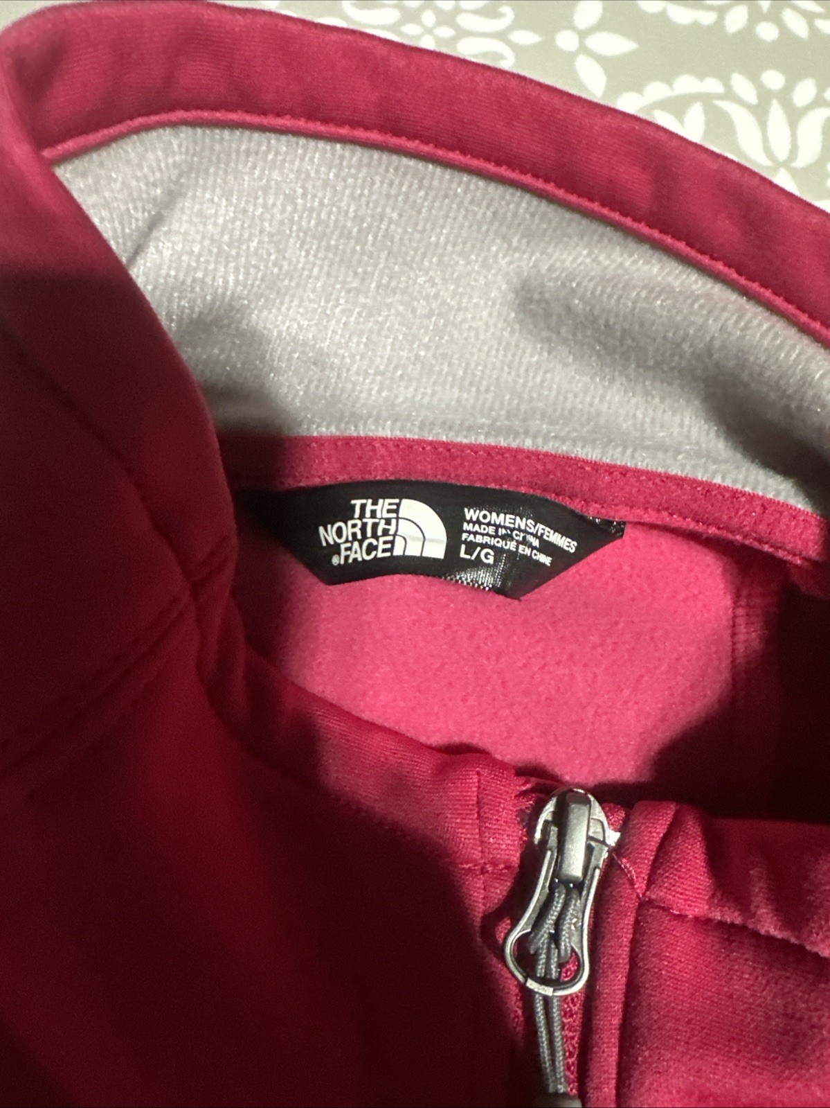 Dark Raspberry Pink THE NORTH FACE Jacket L
