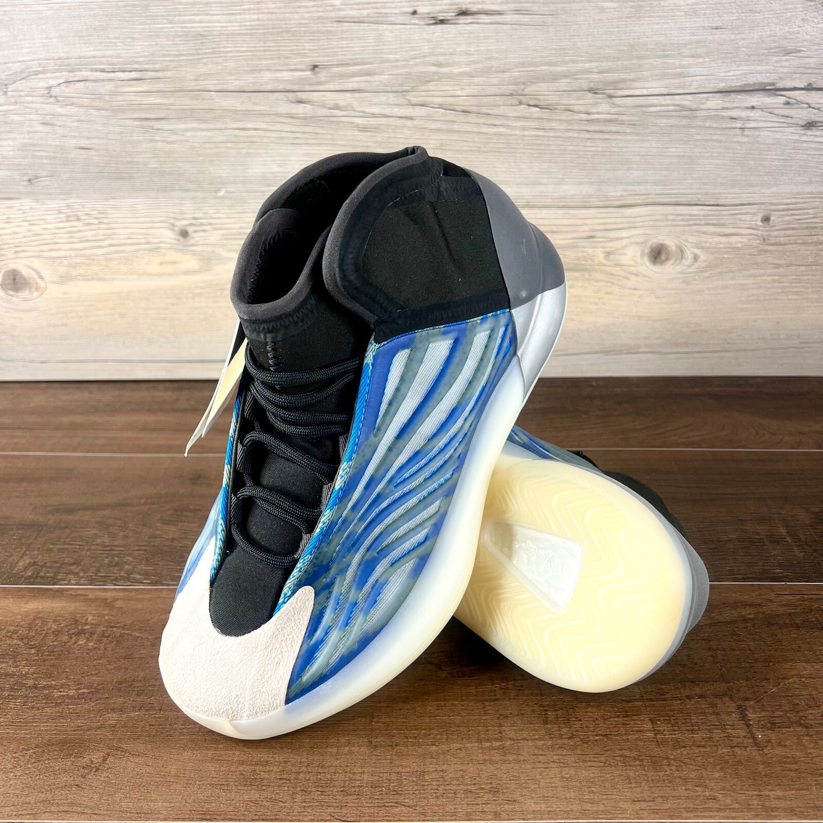 Adidas Yeezy Quantum Mens size 6.5 Frozen blue GZ8872