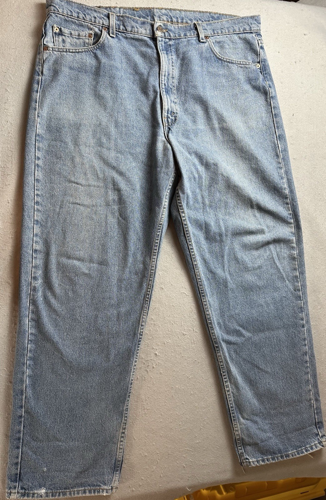 Vintage USA Made Levi’s 565 Loose Fit Wide Leg Jeans Men 42×32