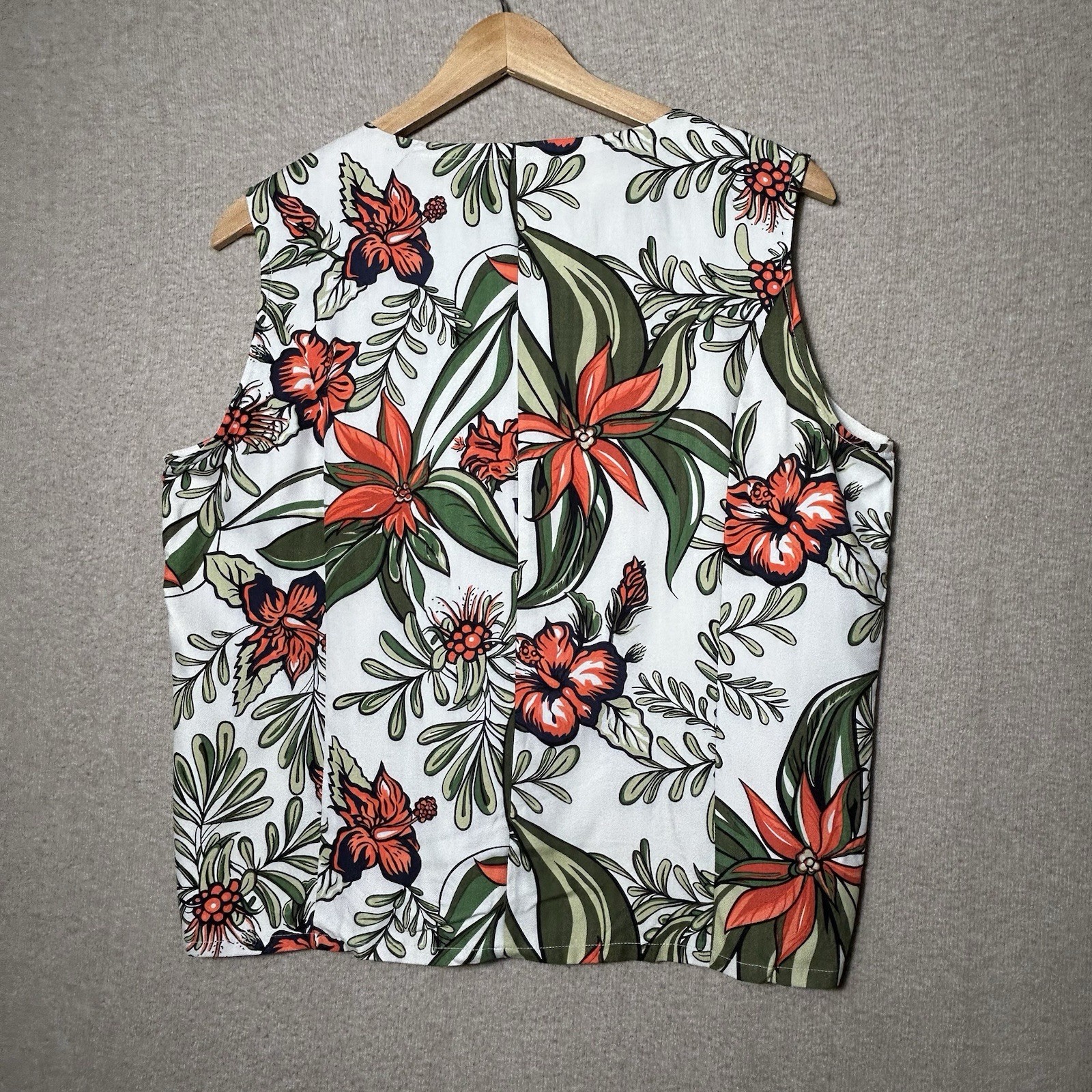 Pineapple Moon Silk Top Womens XL Sleeveless Button Up Hawaiian Tropical Vintage