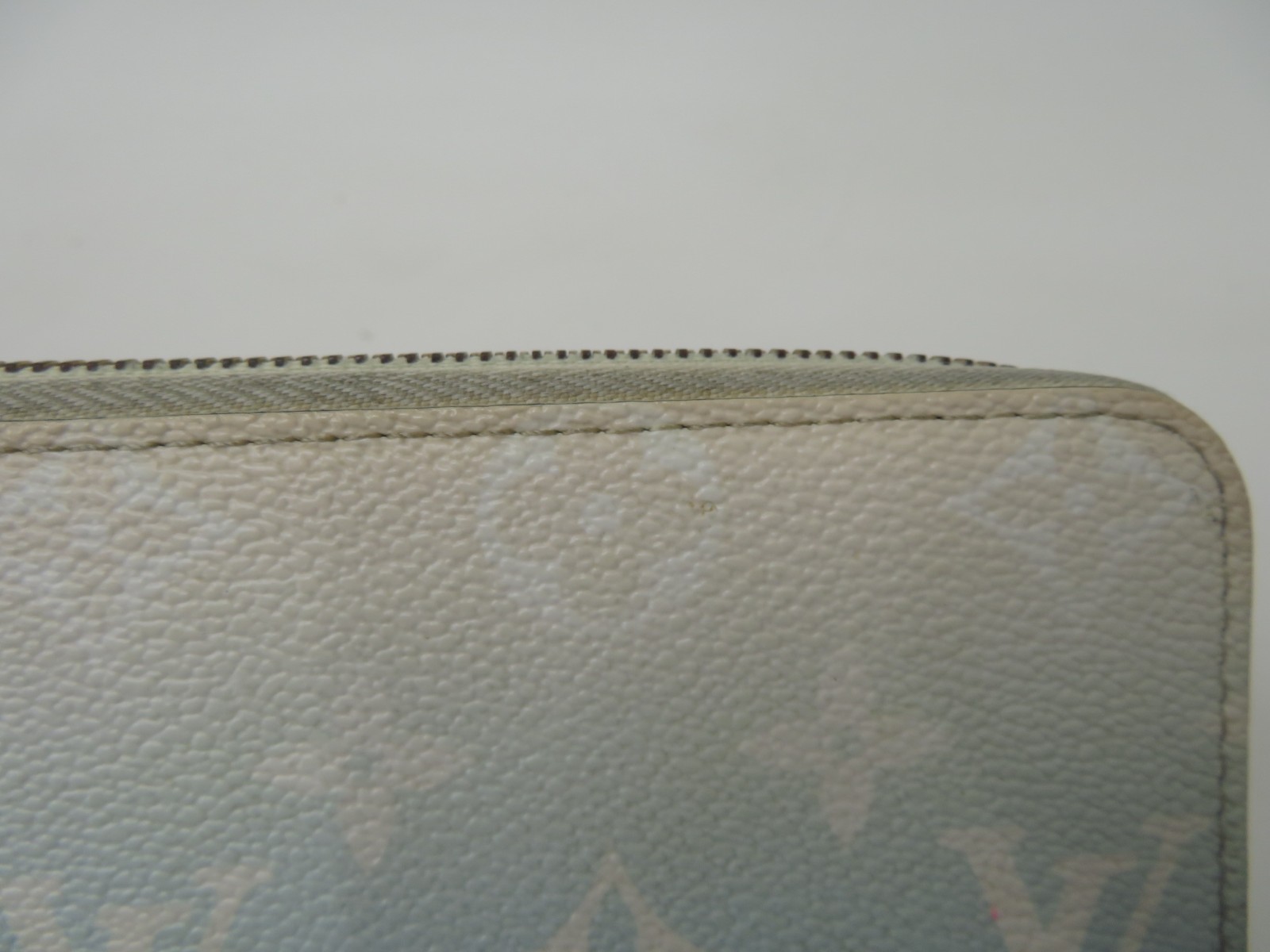 Authentic LOUIS VUITTON Monogram Giant Zip Around Zippy Wallet S#47269