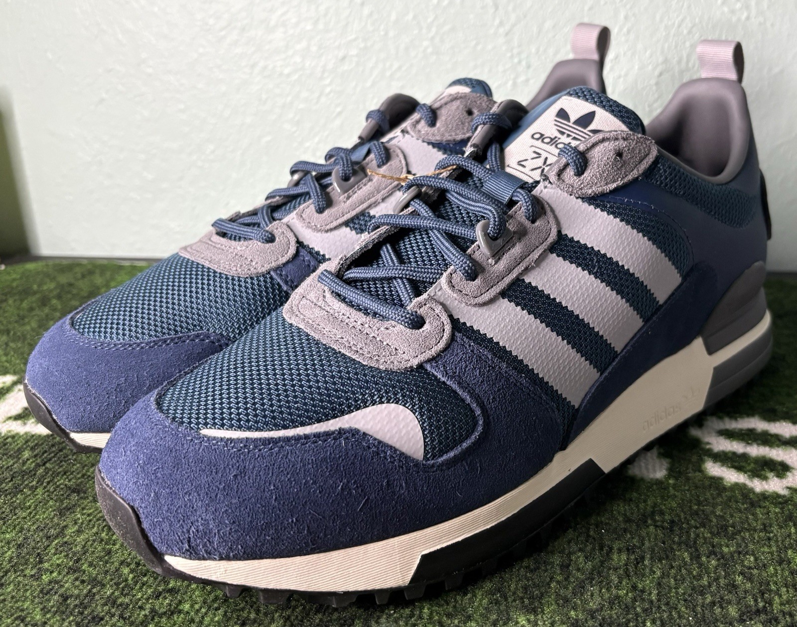 US Men’s 11.5 – Adidas ZX 700 HD Trainers “Crew Navy” H01850