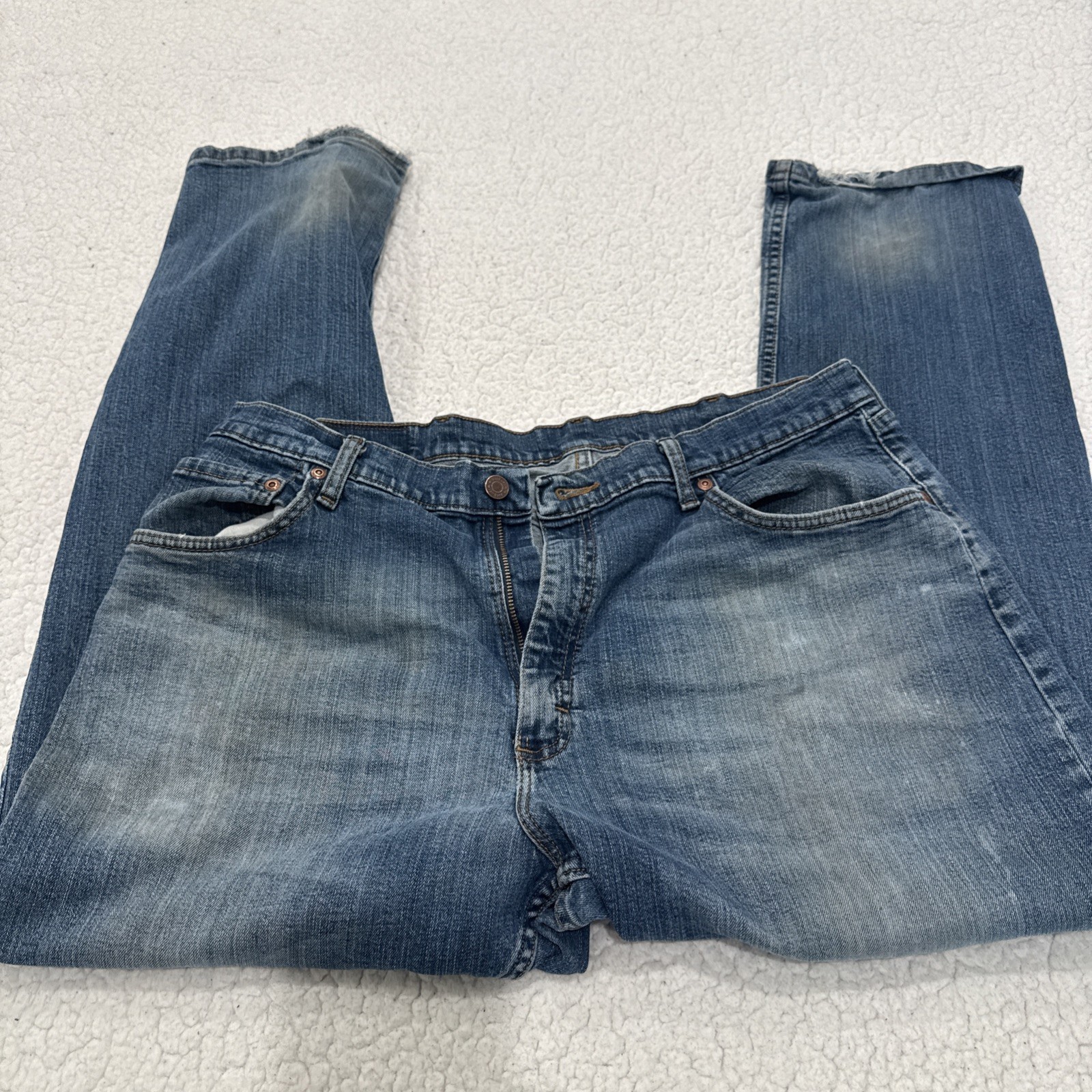 Wrangler Jeans Men’s 38×30 Blue Relaxed Fit Premium Quality Cotton workwear