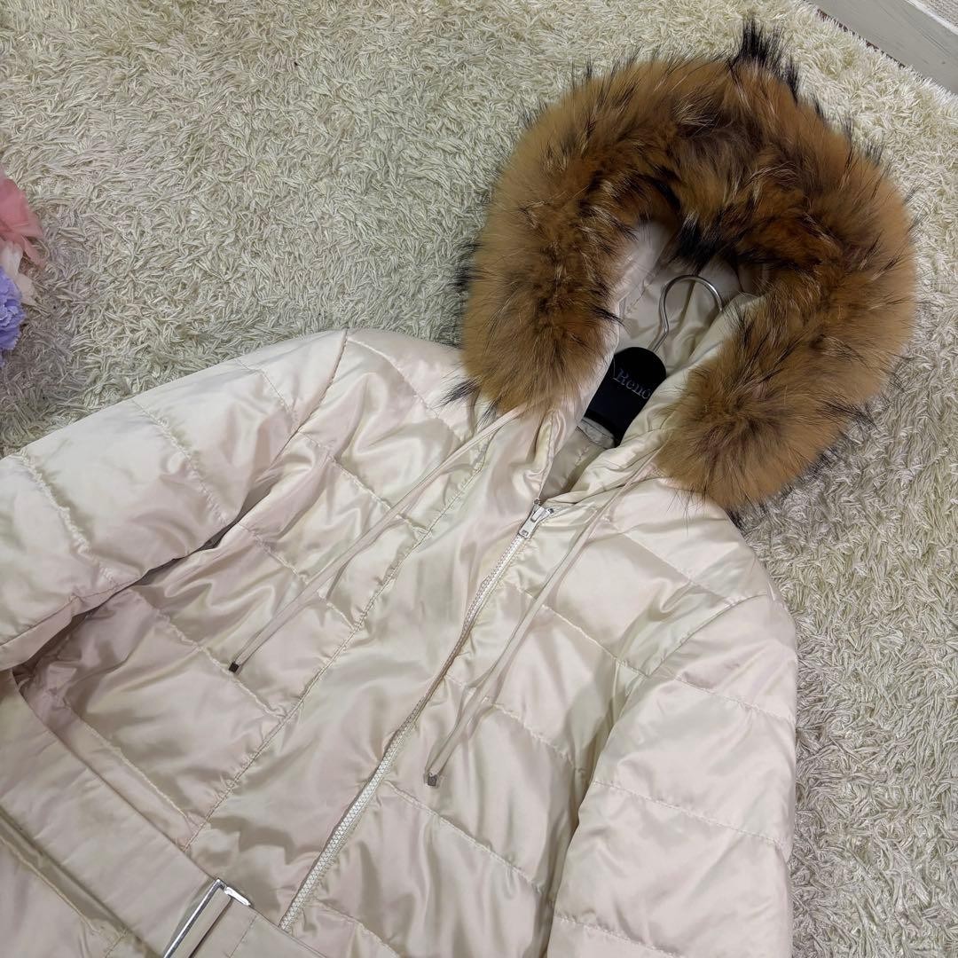 Max Mara 4-way reversible down coat for women, beige, size M.